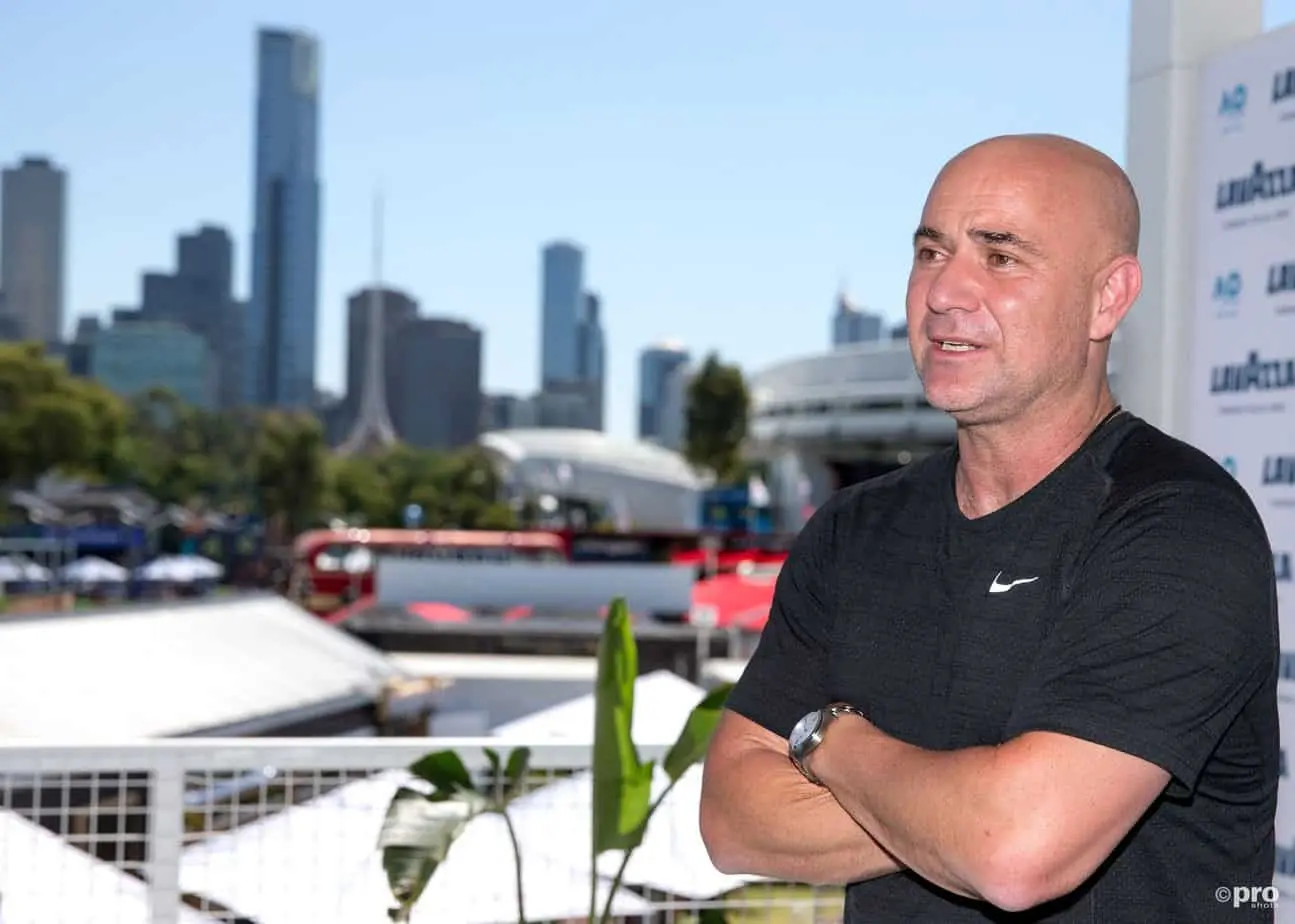 "107 Tage im Voraus": Andre Agassi und Steffi Graf bereiten sich auf das Pickleball Slam 2 Turnier vor und treffen auf Maria Sharapova und John McEnroe