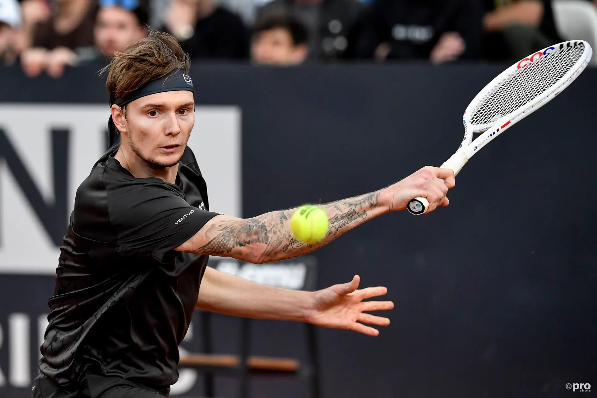 Alexander Bublik soma o terceiro título ATP da carreira e Arthur Fils não consegue responder positivamente à chamada de Ben Shelton na final do Open Europeu