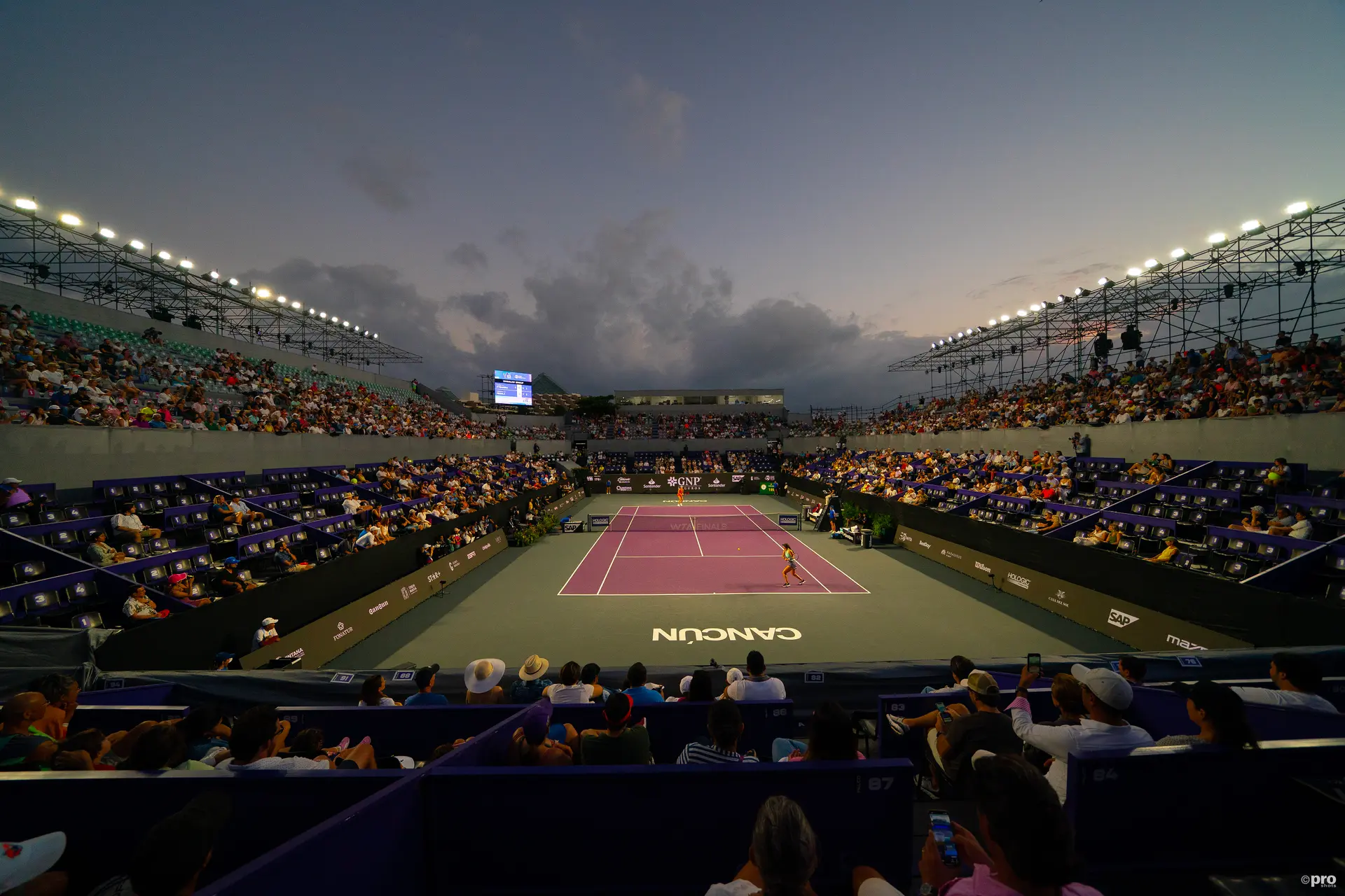 ANTEVISÃO: Segundo dia do Finais WTA de 2023 com o Grupo de Chetumal a começar com SWIATEK-VONDROUSOVA e GAUFF-JABEUR