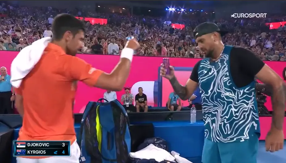 Nick Kyrgios elogia Novak Djokovic como "o melhor de sempre" e diz que ele merece mais crédito