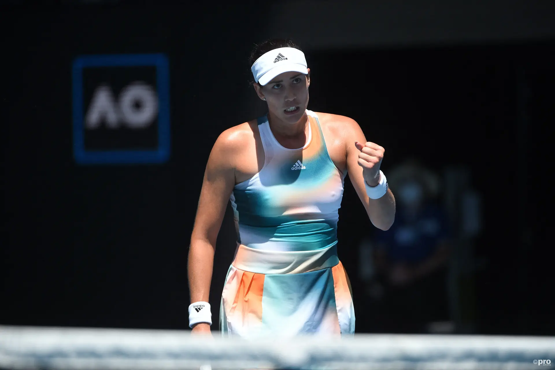 Garbiñe Muguruza revelada como rosto da campanha da Moncler com a Adidas