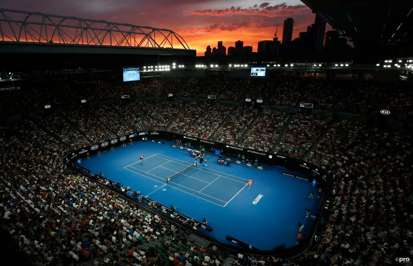 Os organizadores do Open da Austrália anunciam um novo "campo de festas" com DJ e bar, no meio da confusão entre Rafael Nadal e Nick Kyrgios