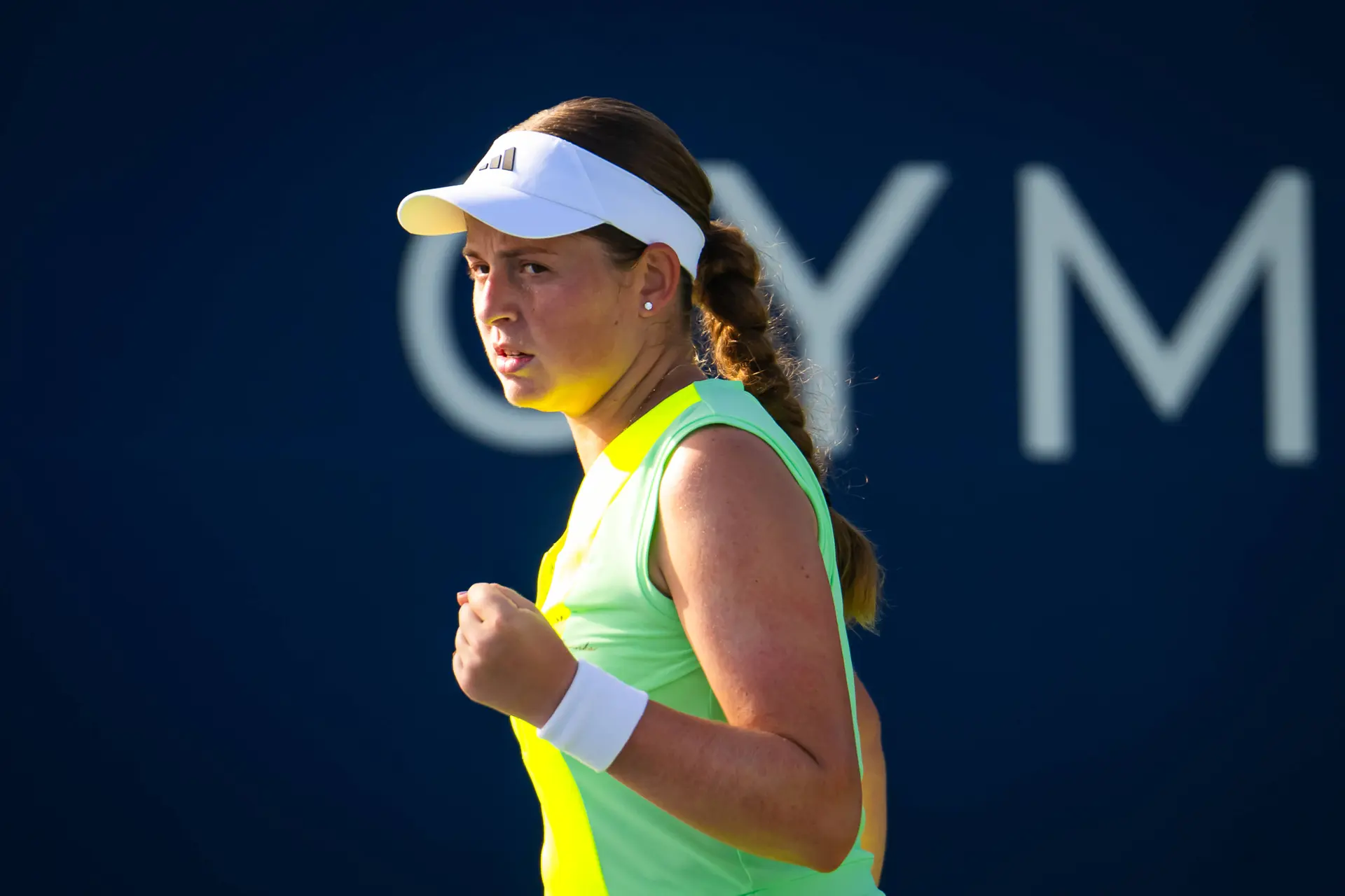 A magia de Jelena Ostapenko contra Iga Swiatek: "É muito difícil nível mental para ela"