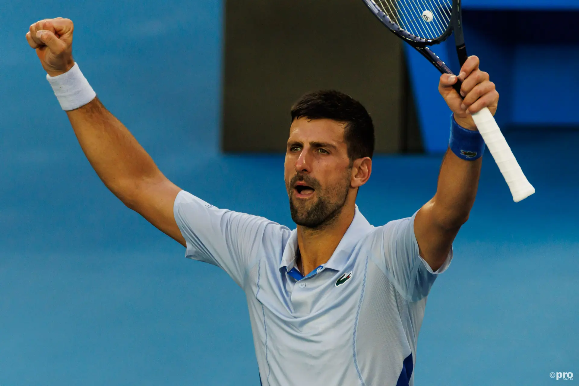 Novak DJOKOVIC triumphiert in einem aufreibenden Match gegen Aleksandar VUKIC und sichert sich einen Platz in der dritten Runde von Indian Wells