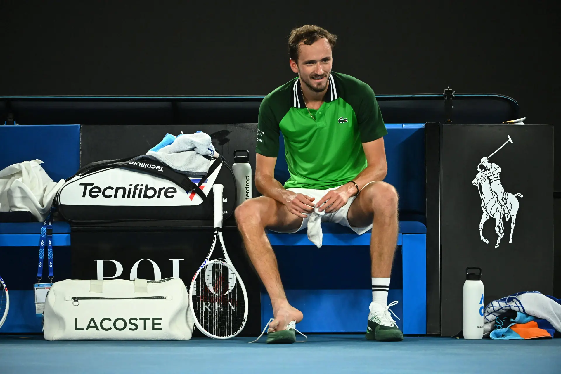 (VIDEO) STRIKE!! Daniil Medvedev goes bowling as he takes out frustration during late finish match at Australian Open