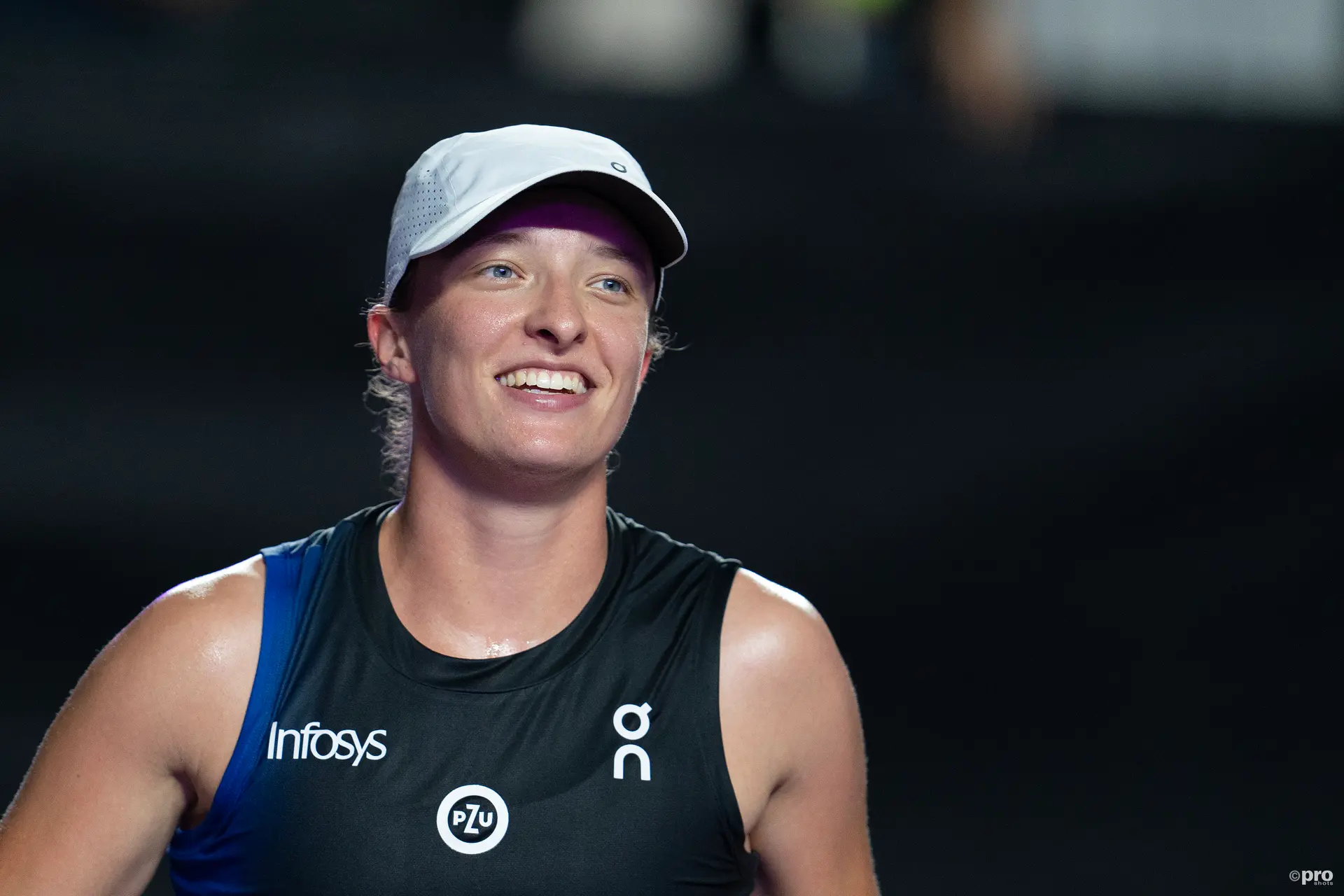 Iga Swiatek recibe halagos por su felicitación a Aryna Sabalenka tras el Open de Australia: "Siempre con clase"