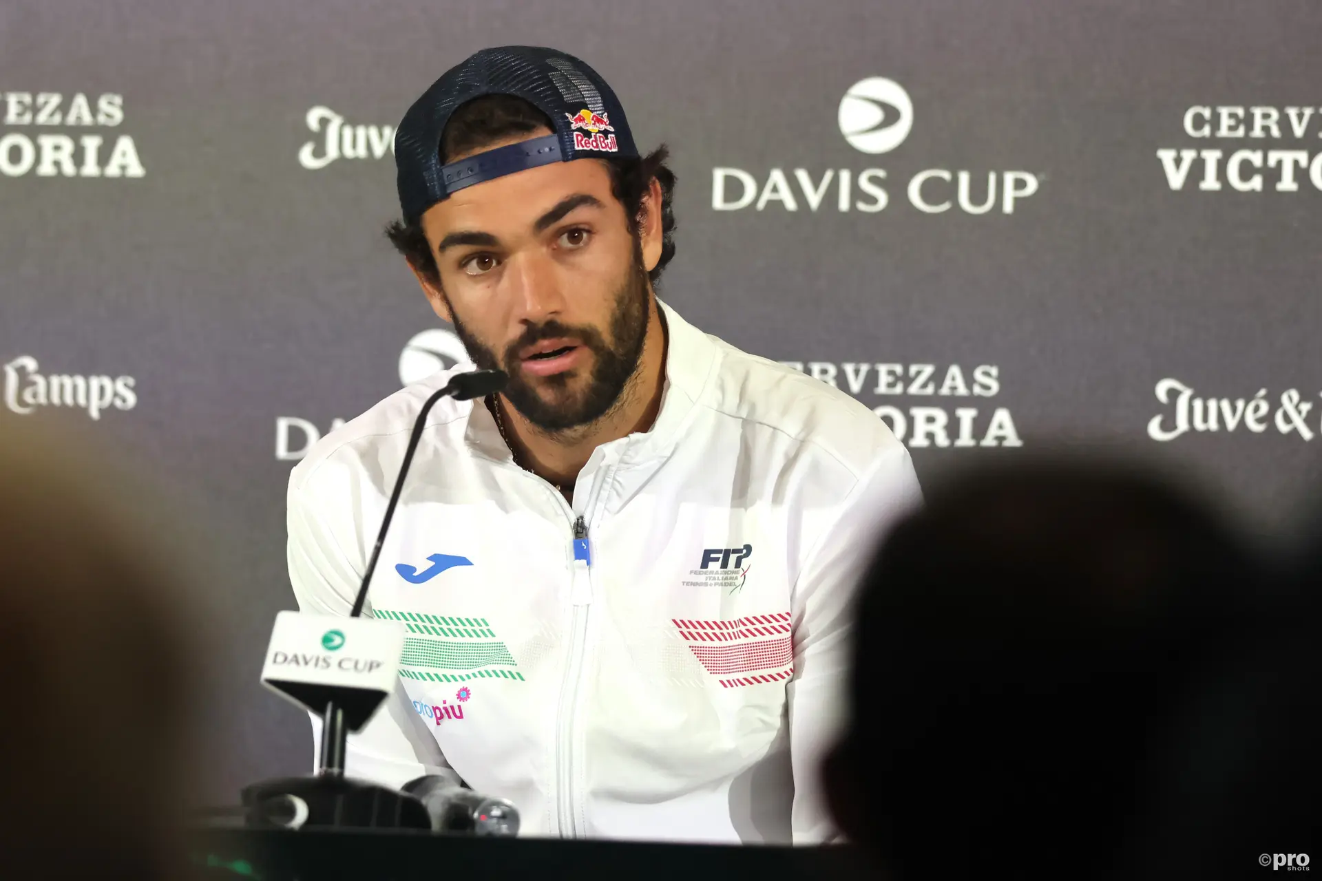 Jannik Sinner dá um grito de guerra a Matteo Berrettini após a vitória no Open da Austrália: "Precisamos dele na digressão"