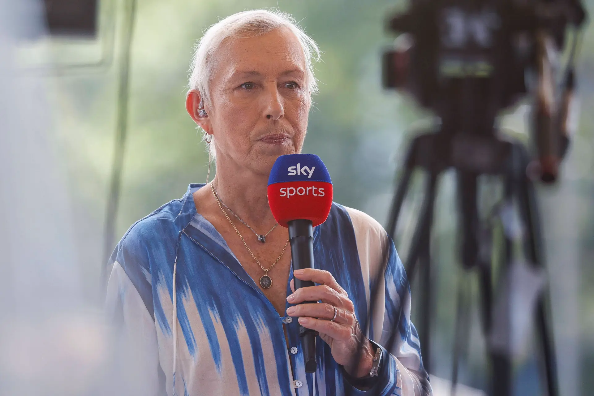 "Das Wort Hysterie wurde schon immer für die Überreaktion von Frauen verwendet": Martina Navratilova kritisiert die umstrittene Schlagzeile eines Journalisten über Transfrauen
