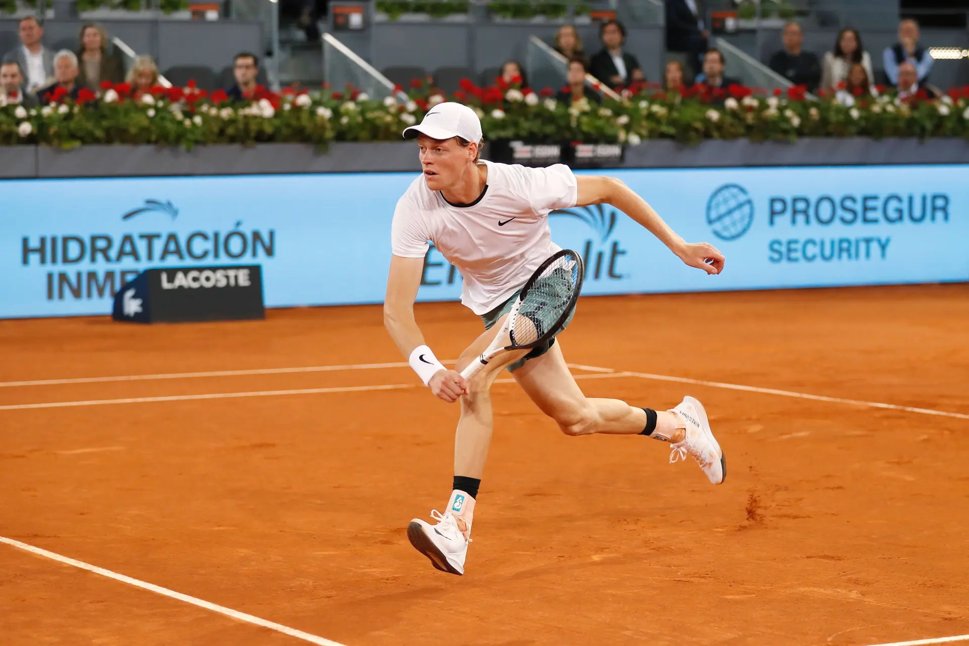 "I wonder how Jannik comes back" - Daniil Medvedev unsure if Sinner can lift the Rome Masters title upon his return from suspension