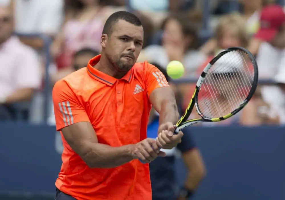 "Ich glaube nicht einmal, dass er zu den Top Fünf gehören würde": Jo-Wilfried Tsongas Platz im modernen Tennis wird von Tennisfans mit gemischten Reaktionen diskutiert