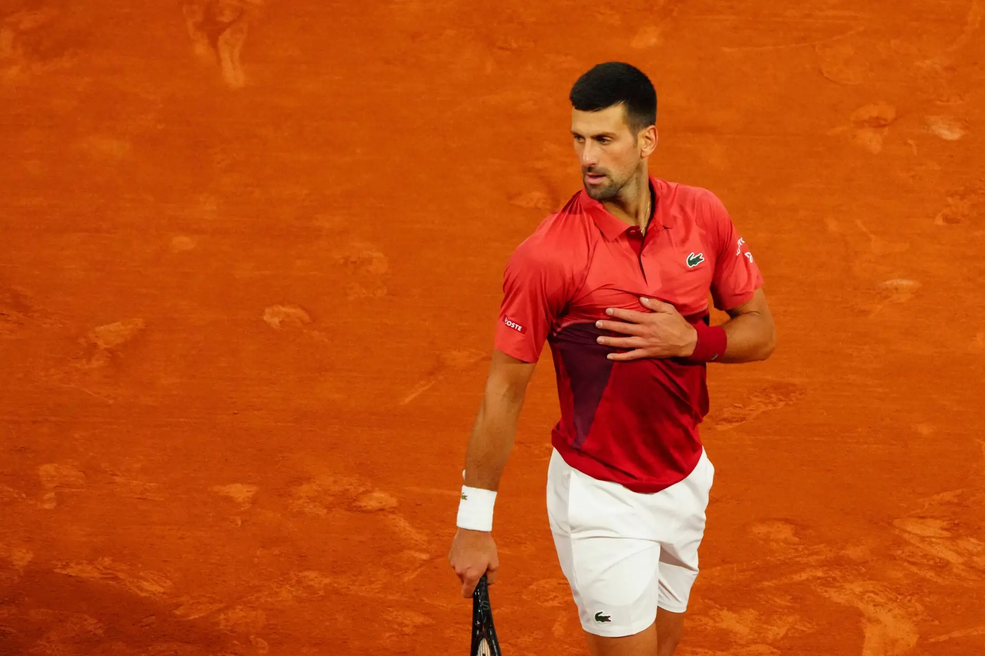No trouble for Novak Djokovic as defending champion continues Roland Garros title charge
