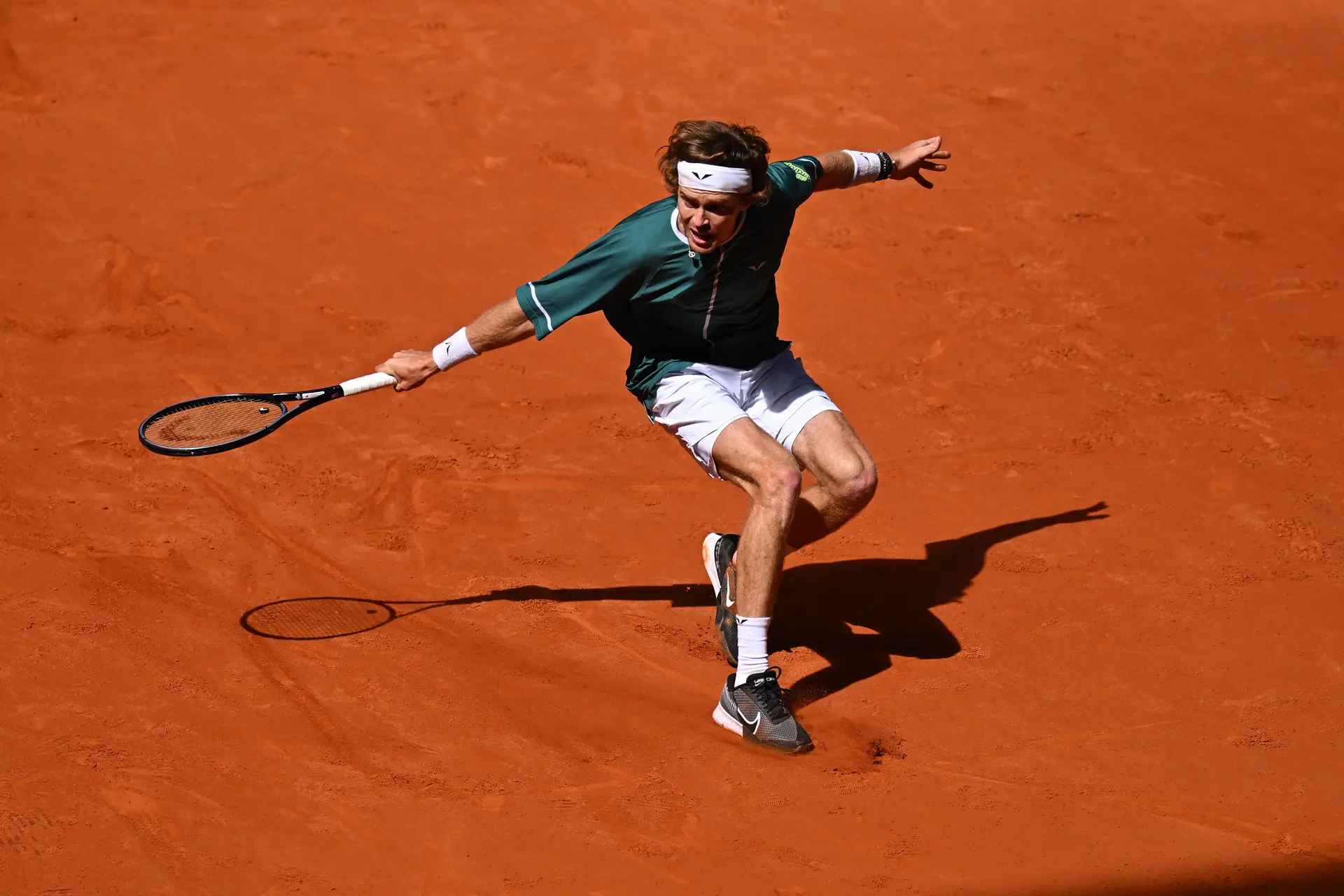Andrey RUBLEV claims Madrid Open crown with gritty performance against Felix AUGER-ALIASSIME