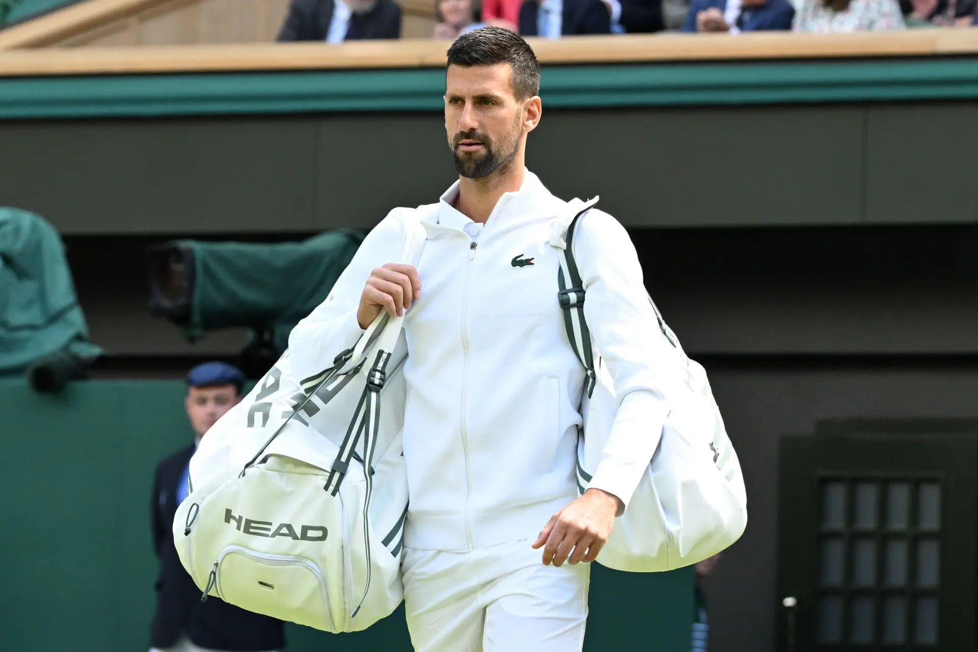 (VIDEO) Novak Djokovic trains with son Stefan at Wimbledon in unique pre-match preparation