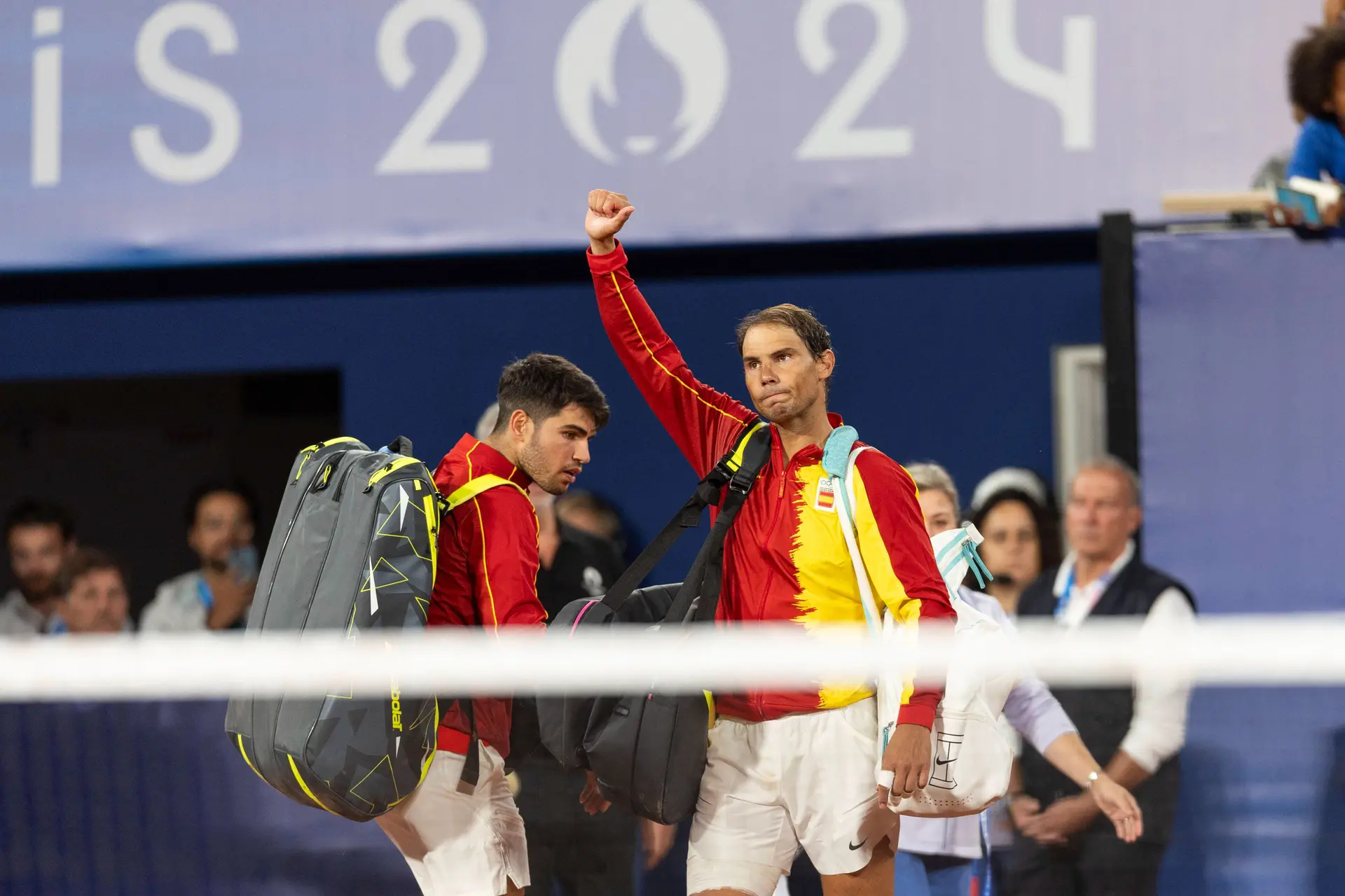 El bonito mensaje de Carlos Alcaraz a Nadal: "Muchísimas gracias Rafa por compartir pista conmigo jugando por España"