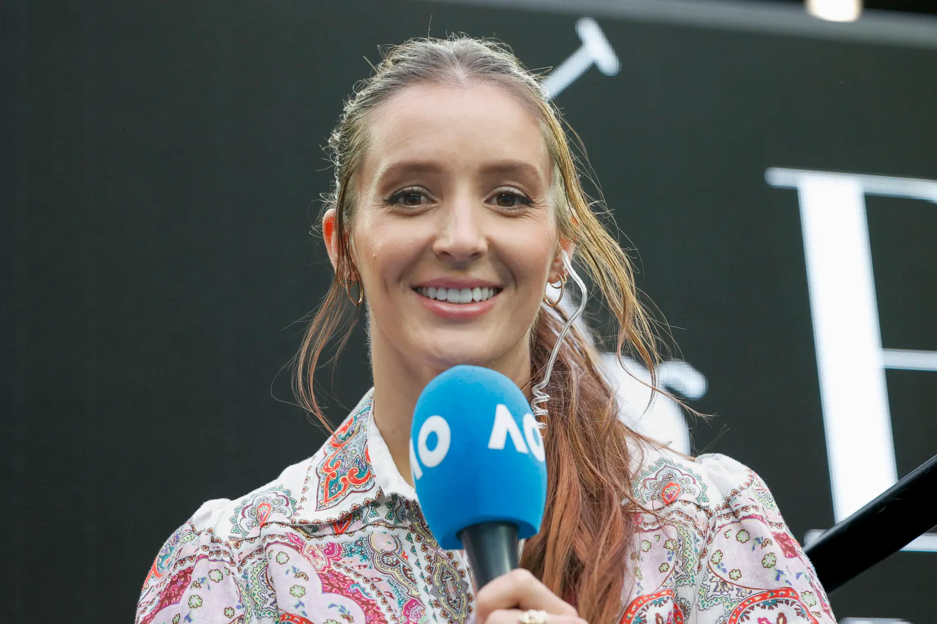 Laura Robson completing pundit work at Australian Open