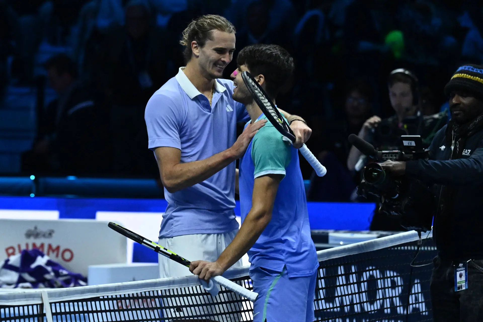El comentario de Zverev para Alcaraz luego de derrotarlo en las ATP Finals: "¡Me has ganado demasiado este año!"