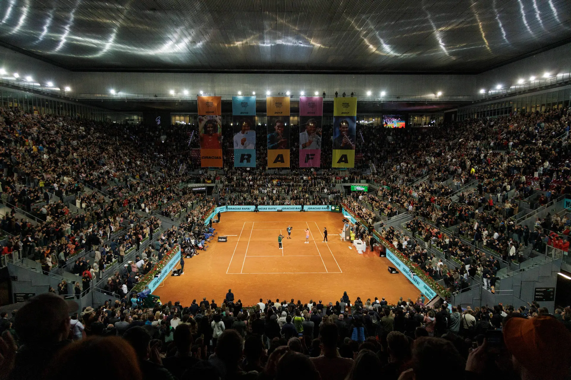 (VIDEO) Madrid Open plötzlich im Dunkeln, Stromausfall in ganz Europa