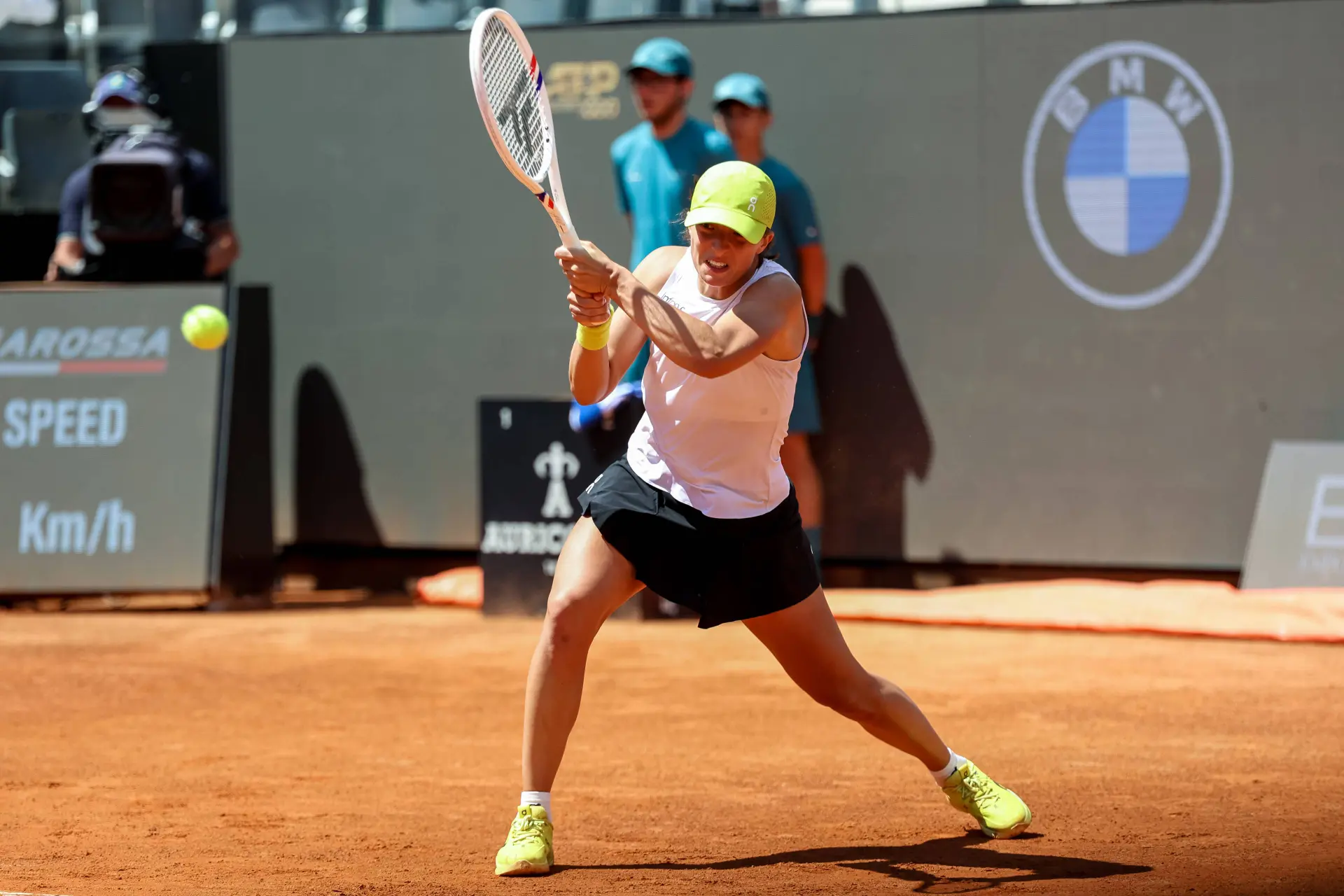 "It would be stupid to expect a lot": Dejected Iga Swiatek not expecting a lot at Roland Garros as Queen of Clay crown slips
