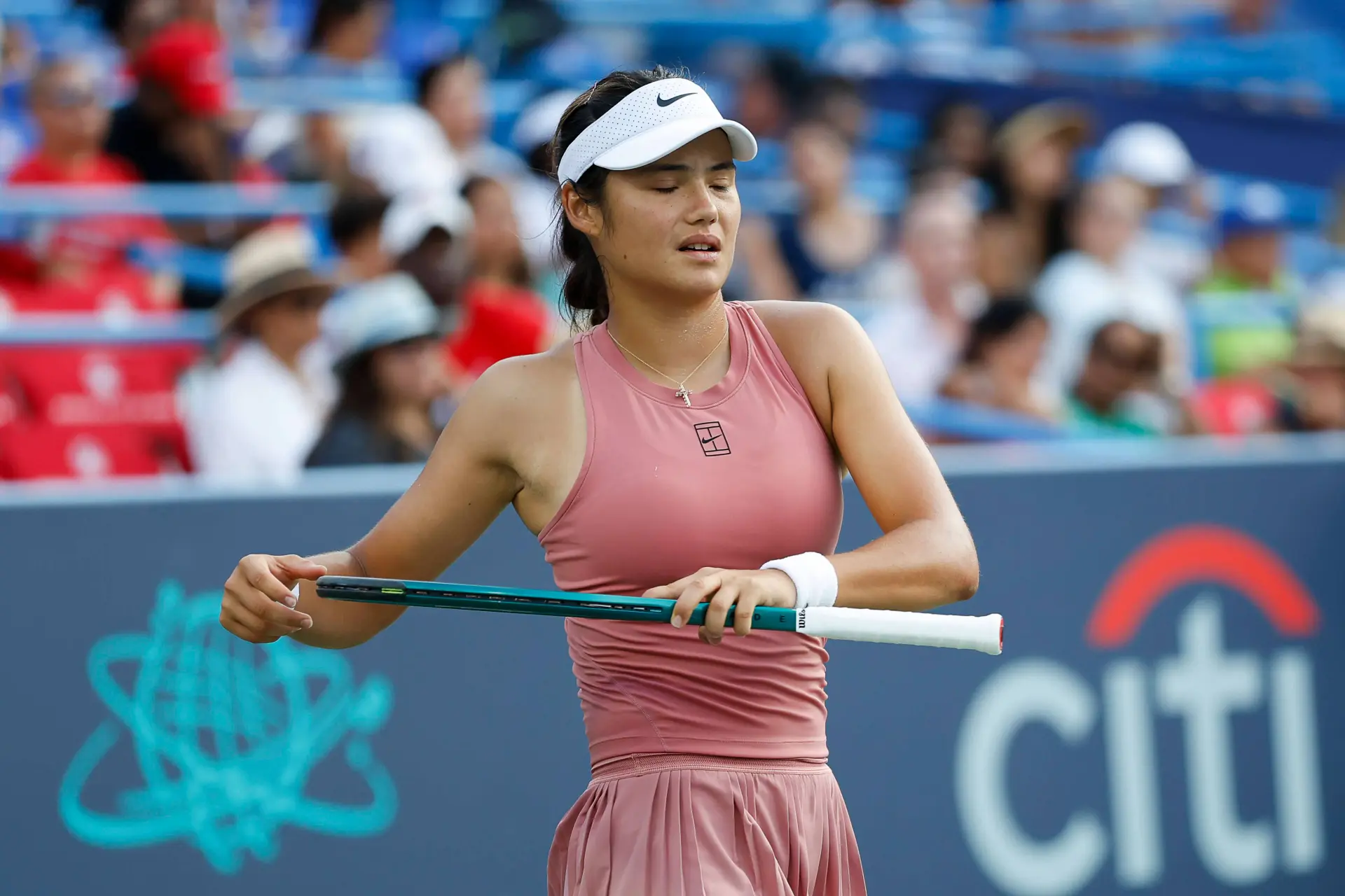 “It’s really freaky" - Emma Raducanu unveils hardship from enduring media spotlight after US Open triumph. "I am tough"