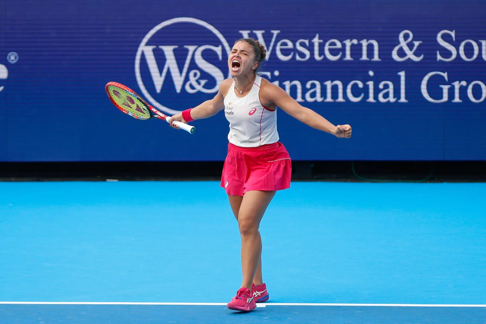 "I really don’t think she’s lacking anything" - Former US Open champion on Jasmine Paolini's odds of winning a Grand Slam singles title