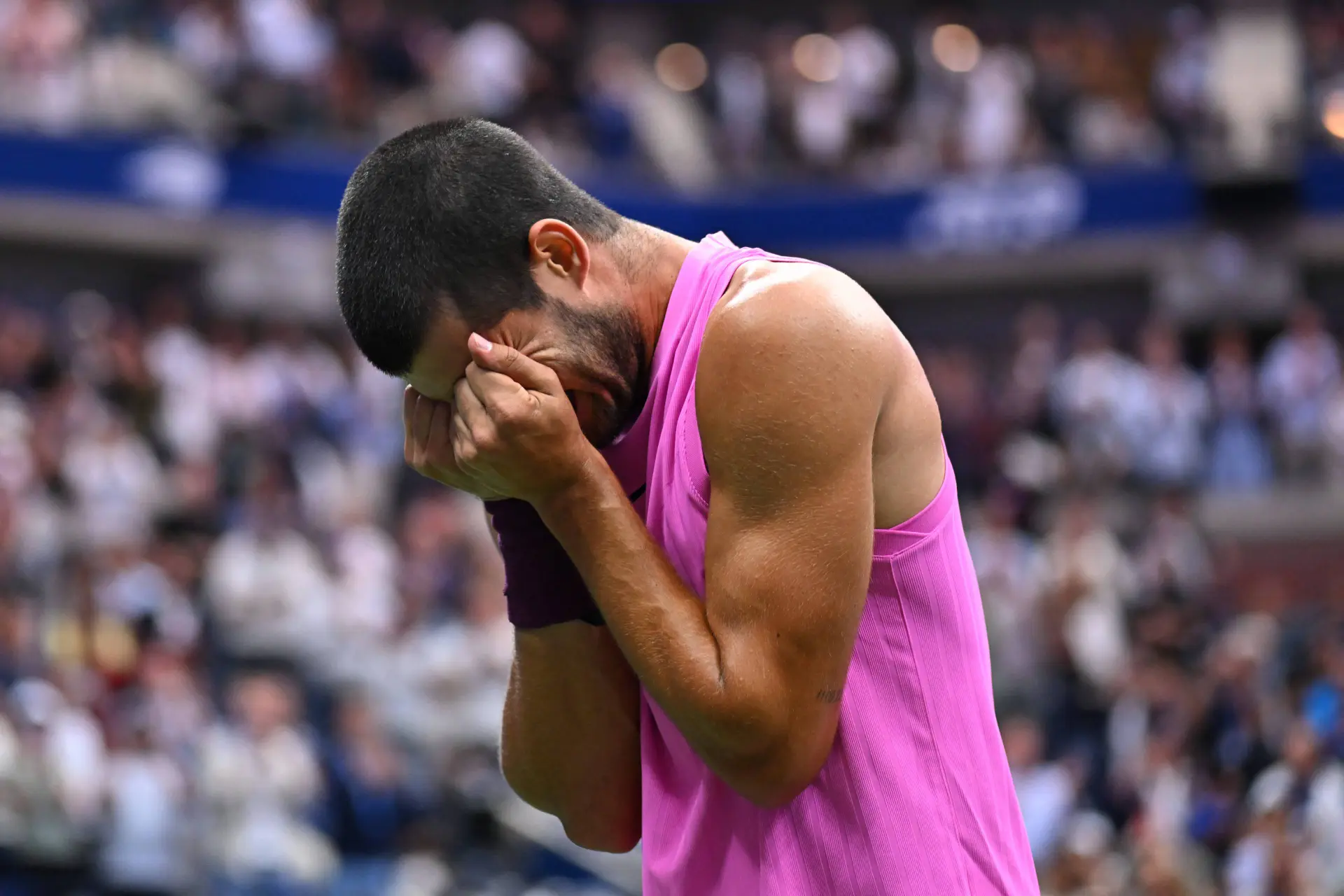 Atualização do Ranking ATP: Carlos Alcaraz mantém liderança enquanto Bublik e Tabilo sobem posições após vitórias em torneios