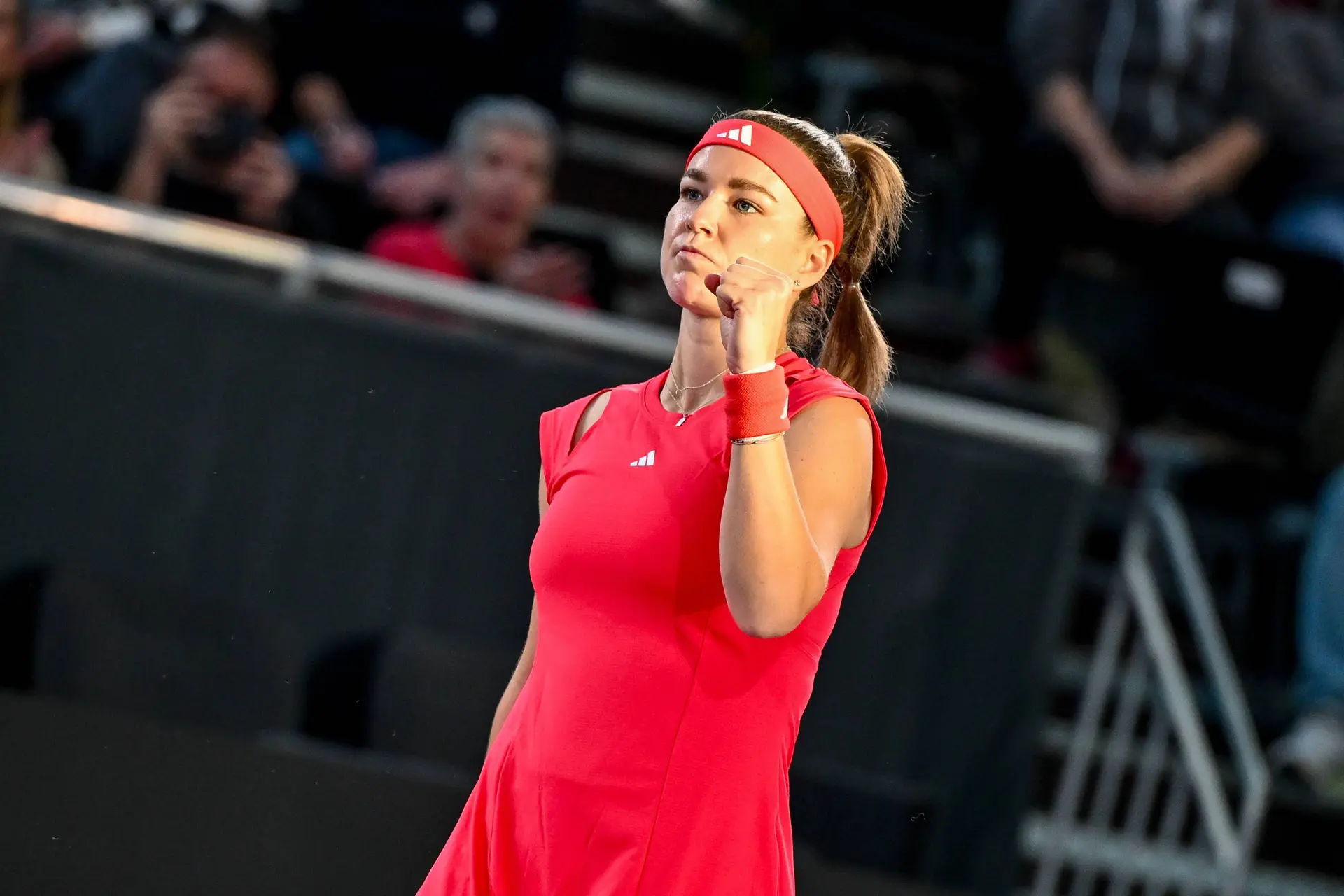Brisbane International | Karolina Muchova pone fin a la racha de 13 victorias de Elena Rybakina y avanza a semifinales