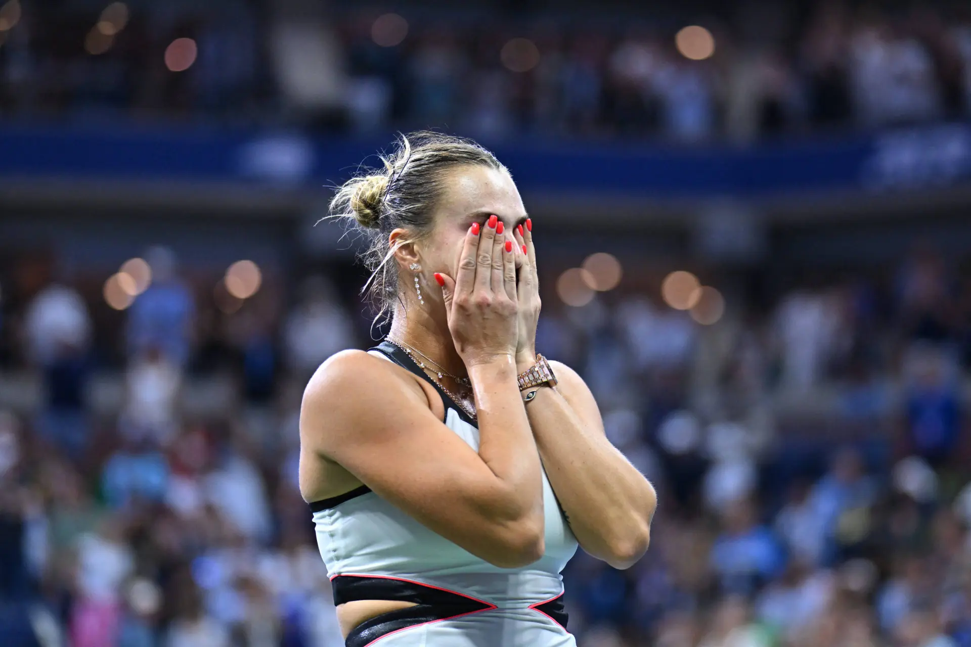 Sabalenka wirft Schläger fast auf Balljungen – Eklat im Wuhan-Halbfinale gegen Pegula