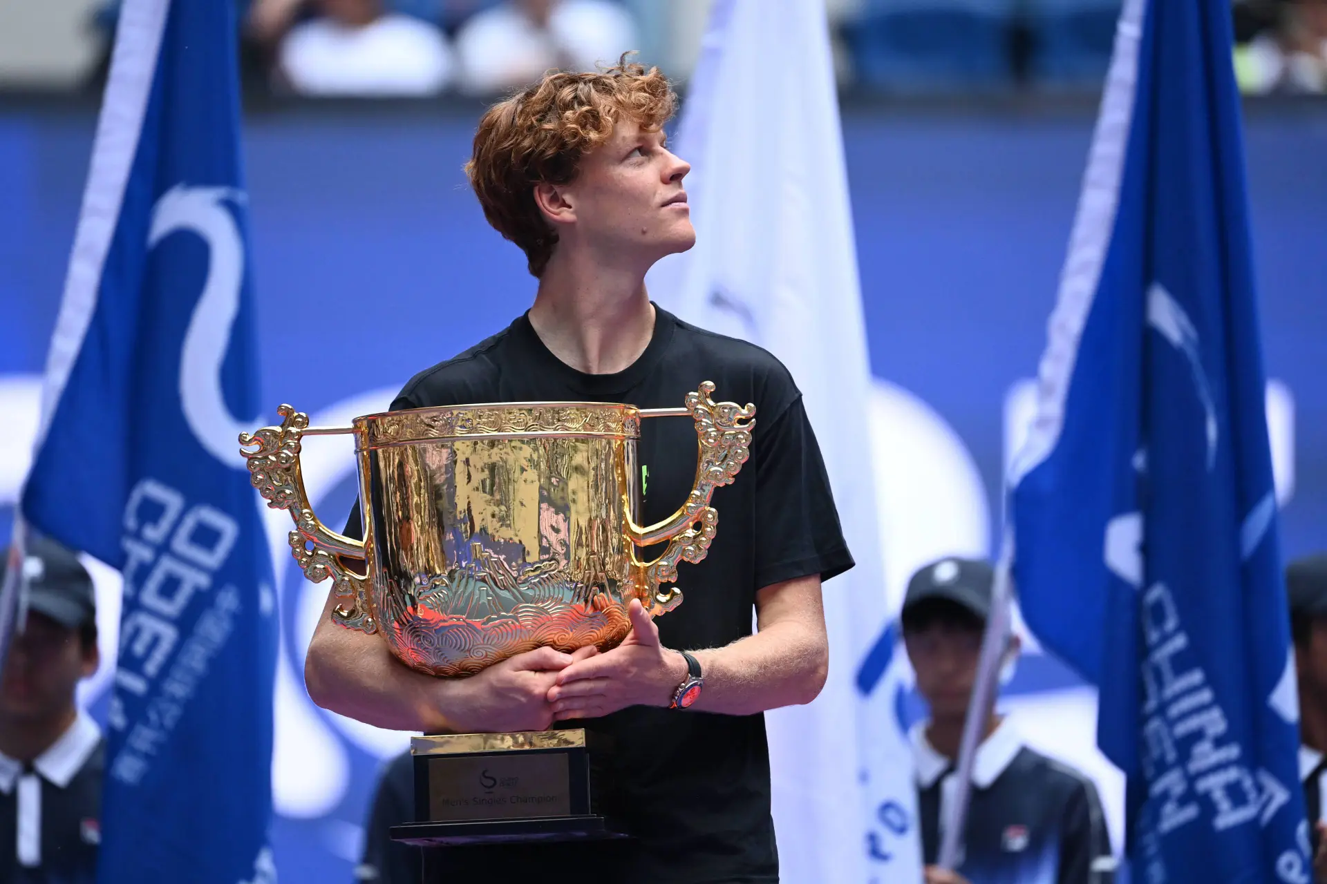 O Six Kings Slam chama por Sinner, Rune ri-se por último de Tsitsipas, Rybakina e Andreeva brilham no Ningbo Players Party