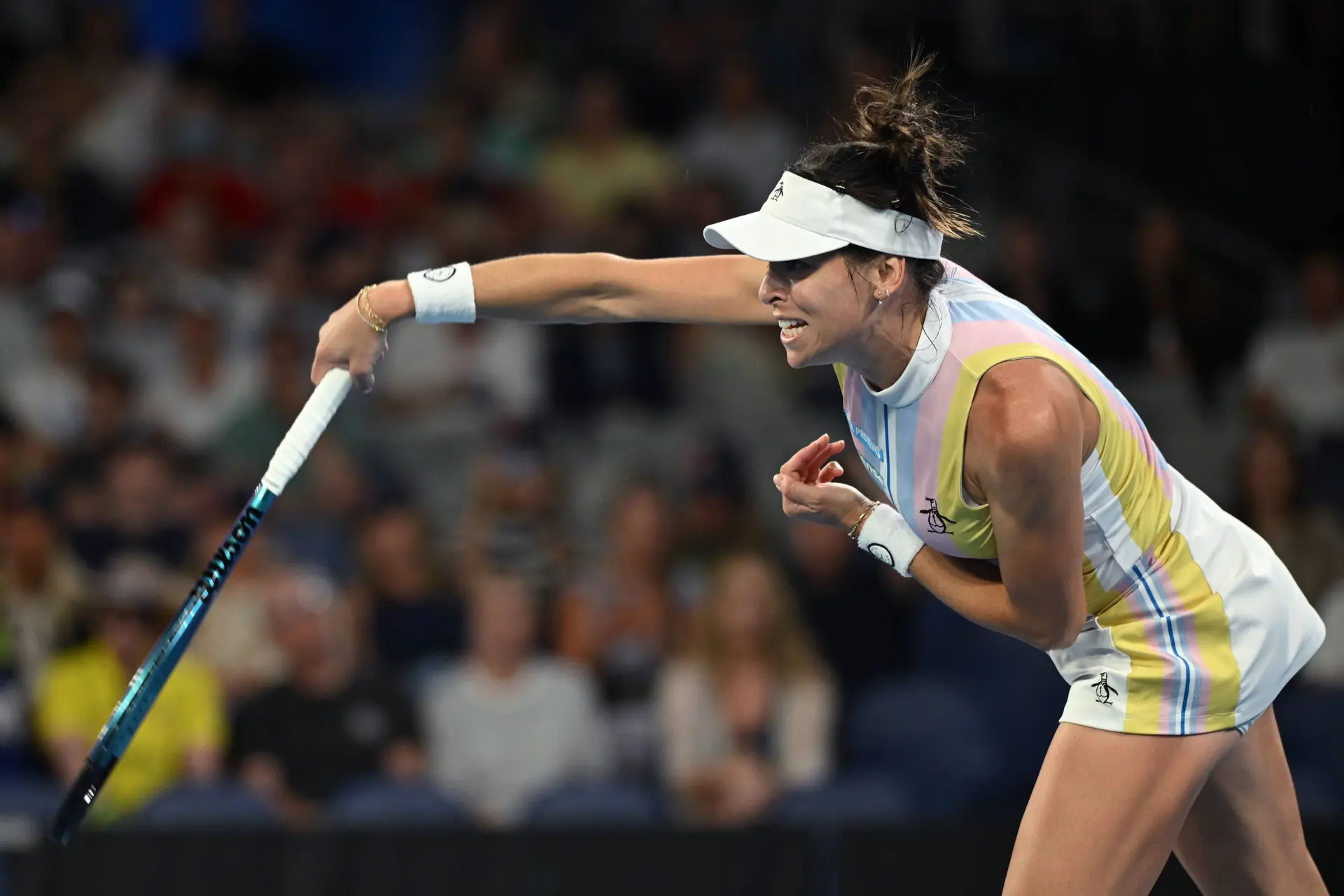 "É diário quando nem sequer estamos a jogar" Ajla Tomljanovic revela os constante abusos "assustadores" na Internet