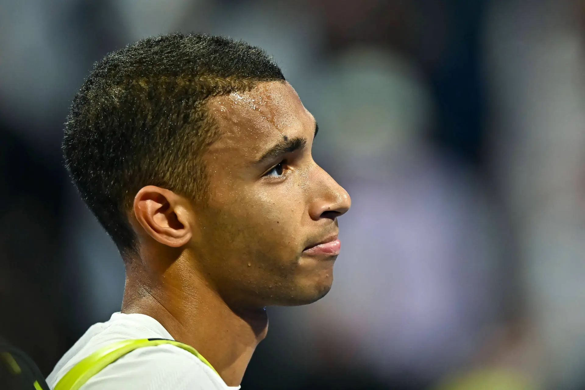“Sempre acreditei que podia estar lá”: Felix Auger-Aliassime sela a melhor época da carreira e sobe a n.º 5 do mundo