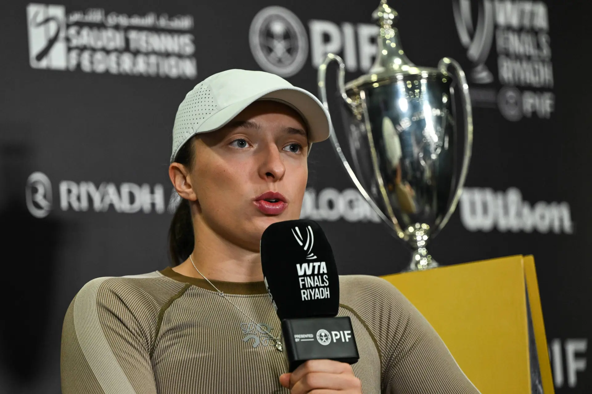 "Quizá gané demasiado el año pasado, esto es el karma": Iga Swiatek, tras su bochorno en las WTA Finals