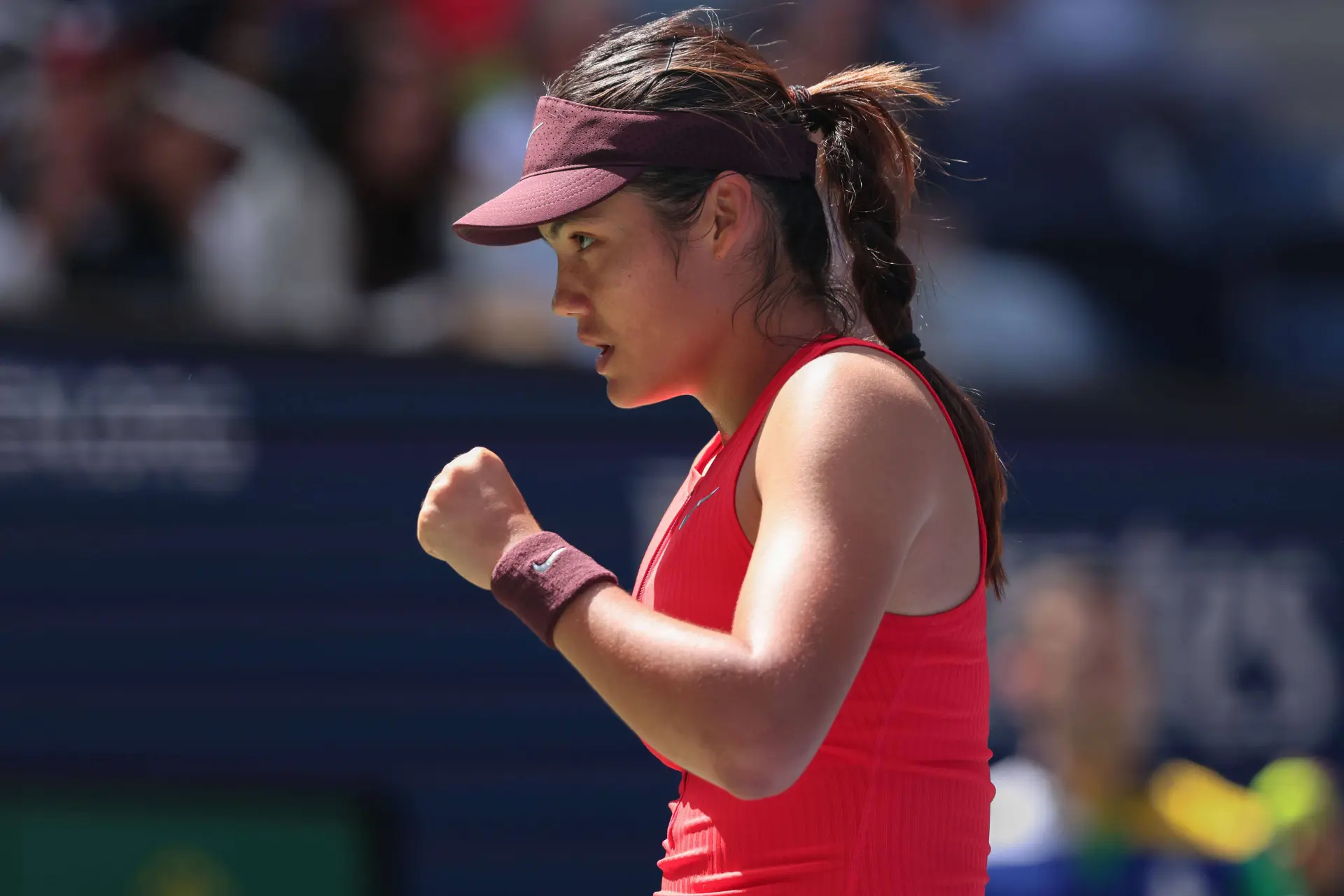 Souveränes Comeback: Emma Raducanu siegt mit einem 6:0-Satz in Transsilvanien