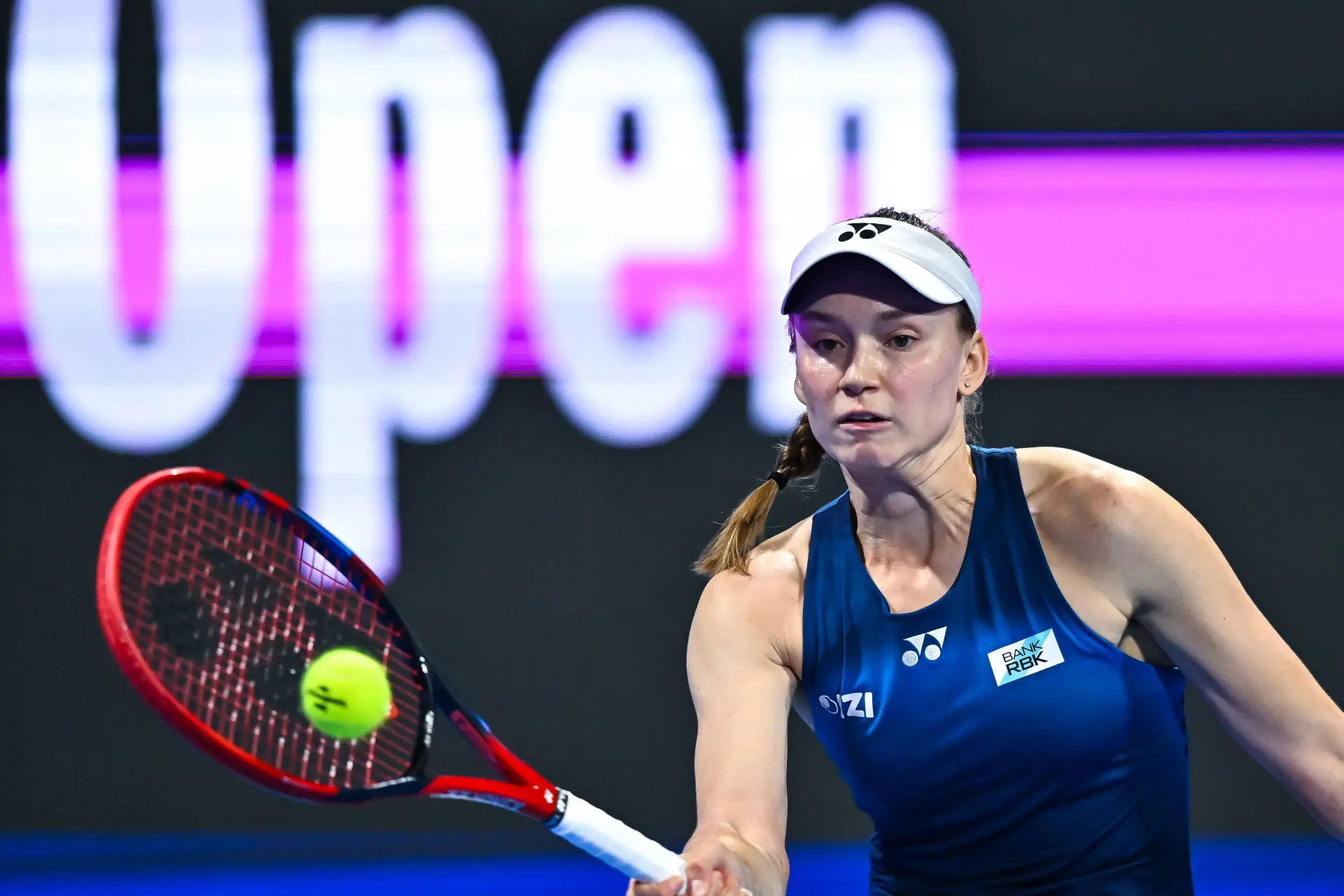 Elena Rybakina tendrá dificultades en Miami según Kafelnikov
