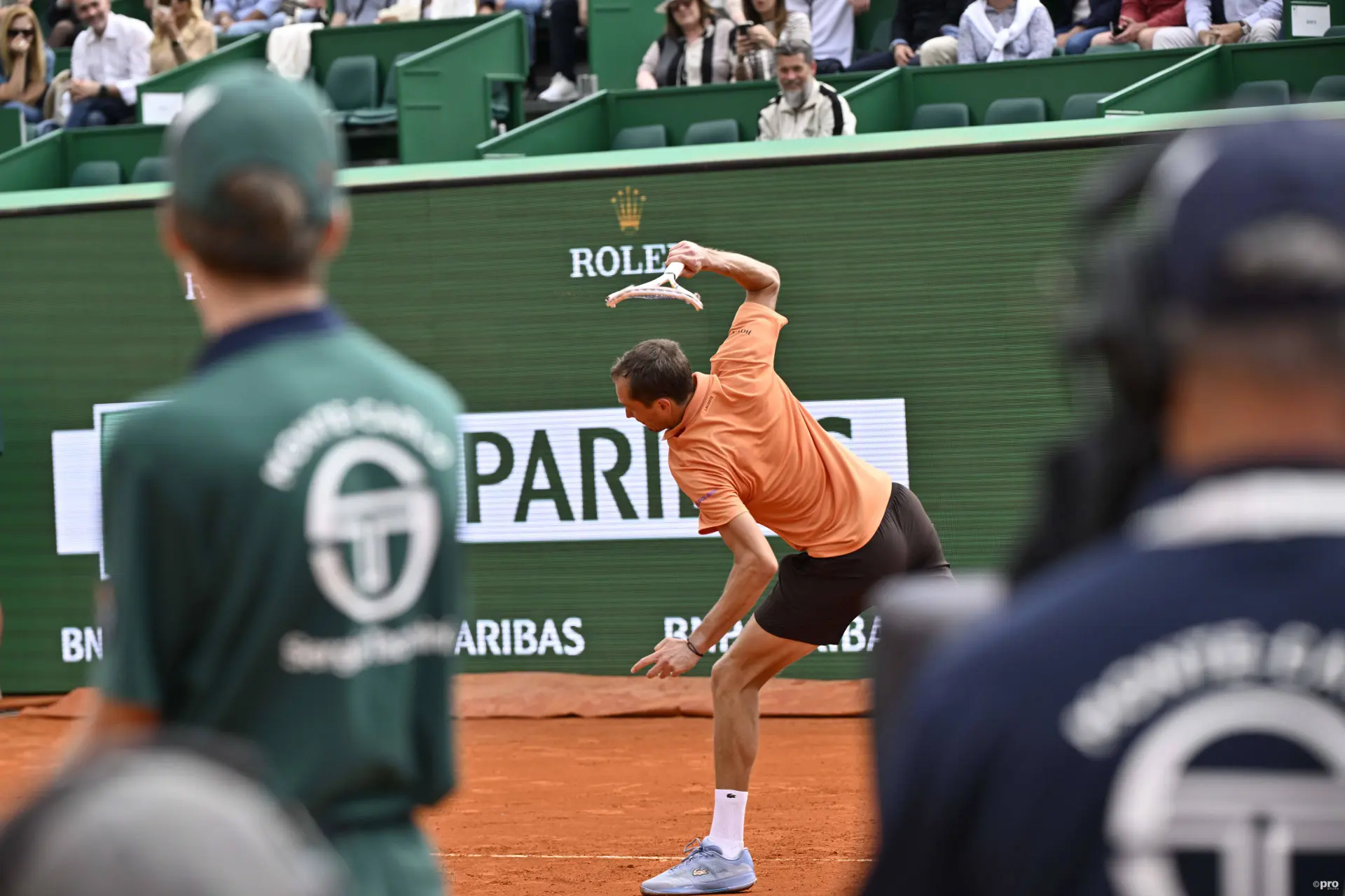 (VIDEO) Daniil Medvedev smashes racket SEVEN times in angry outburst enroute to embarrassing defeat at Monte-Carlo Masters
