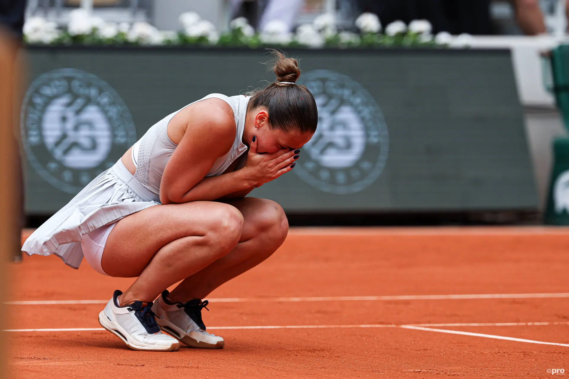 "I want to dedicate this match to the Ukrainian people and to their resilience" - Marta Kostyuk consoled in teary interview after all-Ukrainian clash