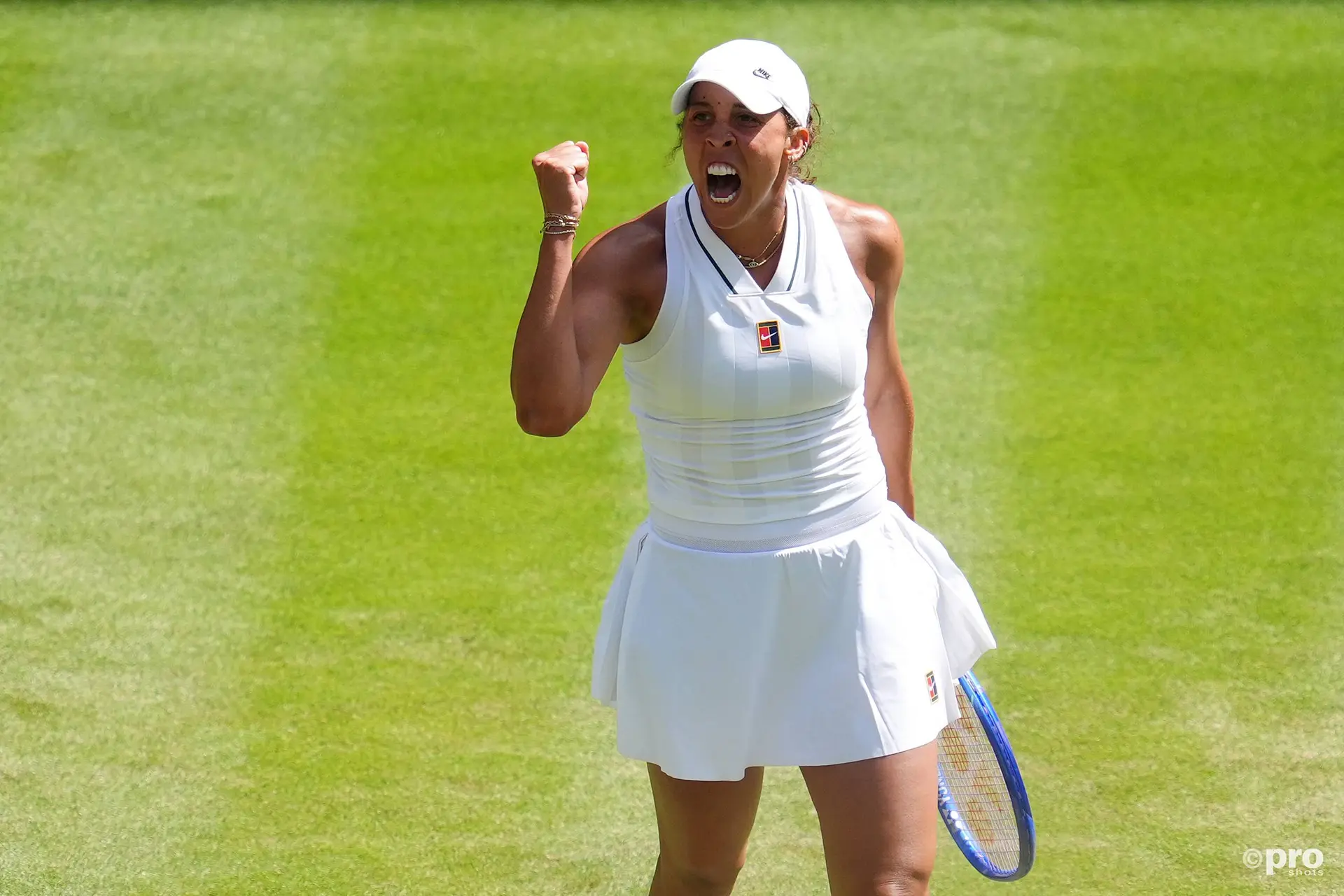 LIVE Wimbledon WTA Day Eight | Madison Keys and Linda Noskova battle for final quarterfinal spot