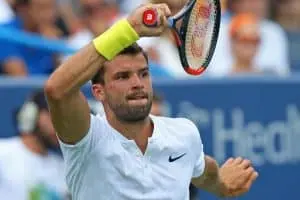 Termina una experiencia horrible de Dimitrov en Barcelona: le roban el reloj y se retira enfermo del Godó
