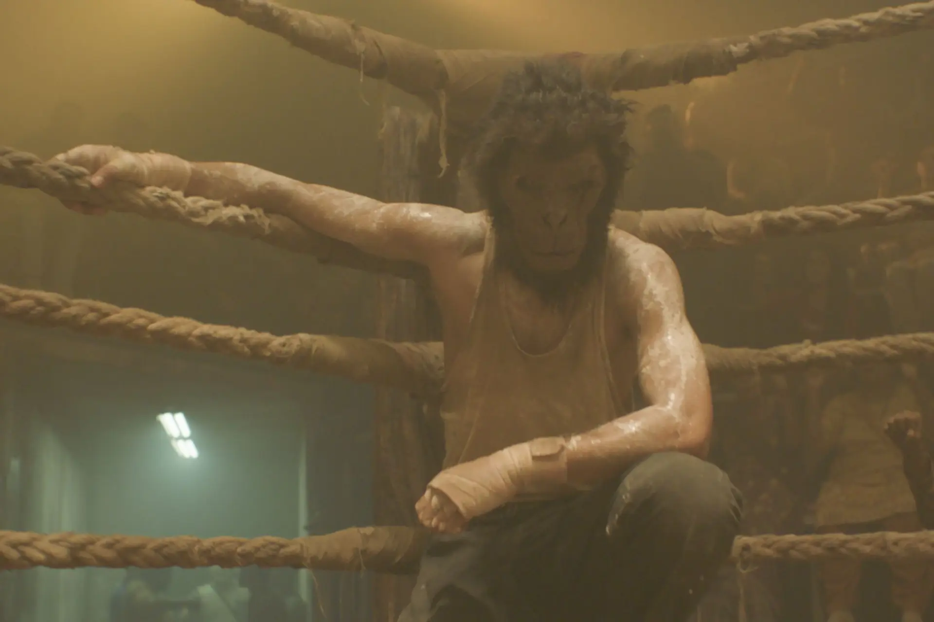 Keiharde wraakfilm 'Monkey Man' met Dev Patel vanaf vandaag te streamen