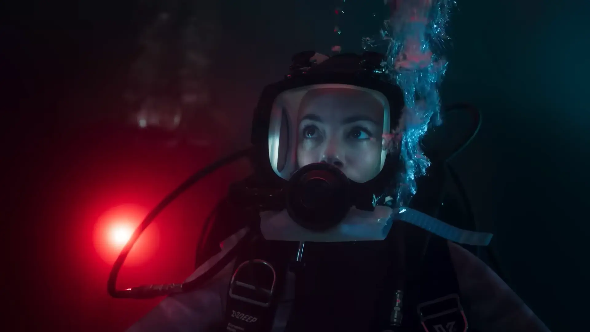 Reusachtige haai teistert de Franse Seine in nieuwe Netflix-horrorfilm 'Under Paris'