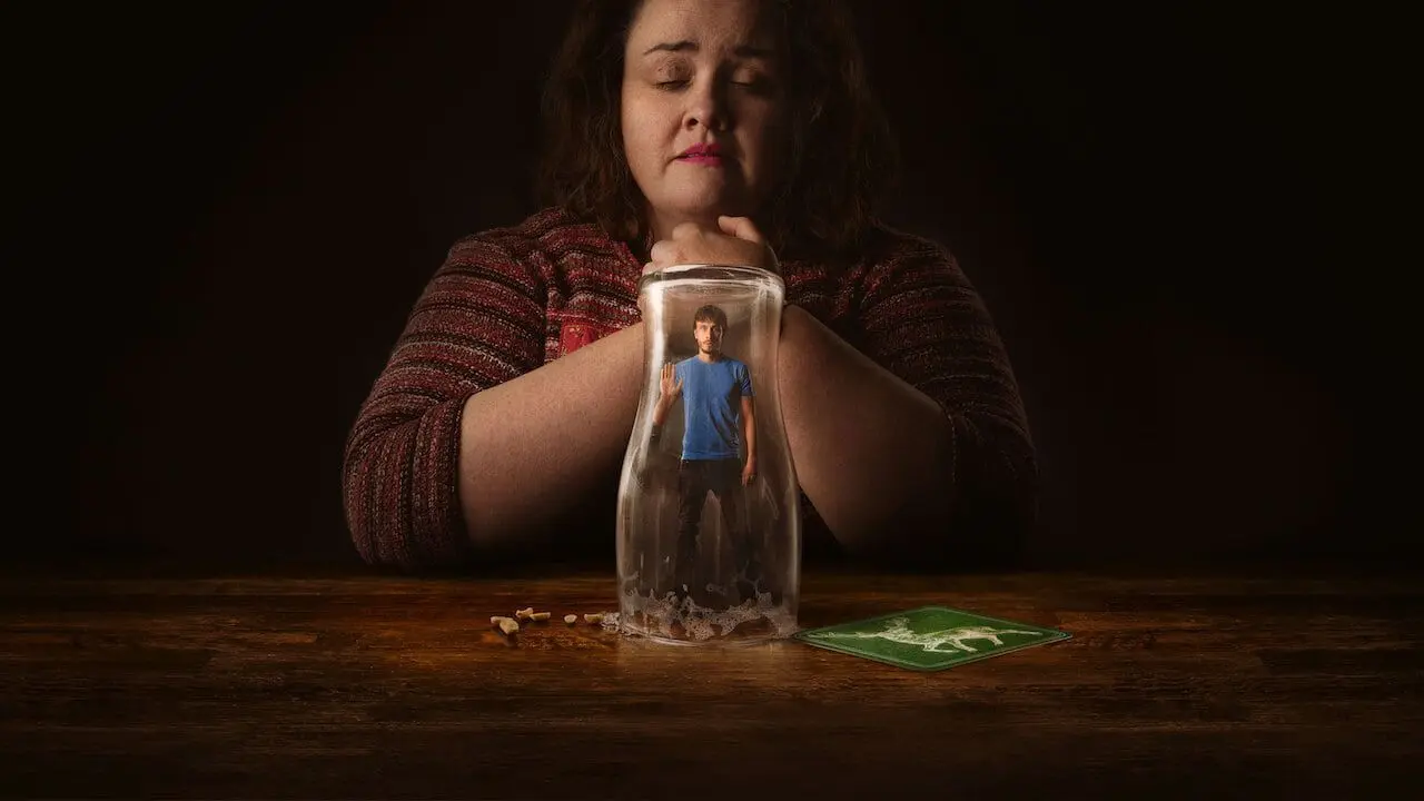Donker-komische dramaserie over een waargebeurde stalking nu te zien op Netflix