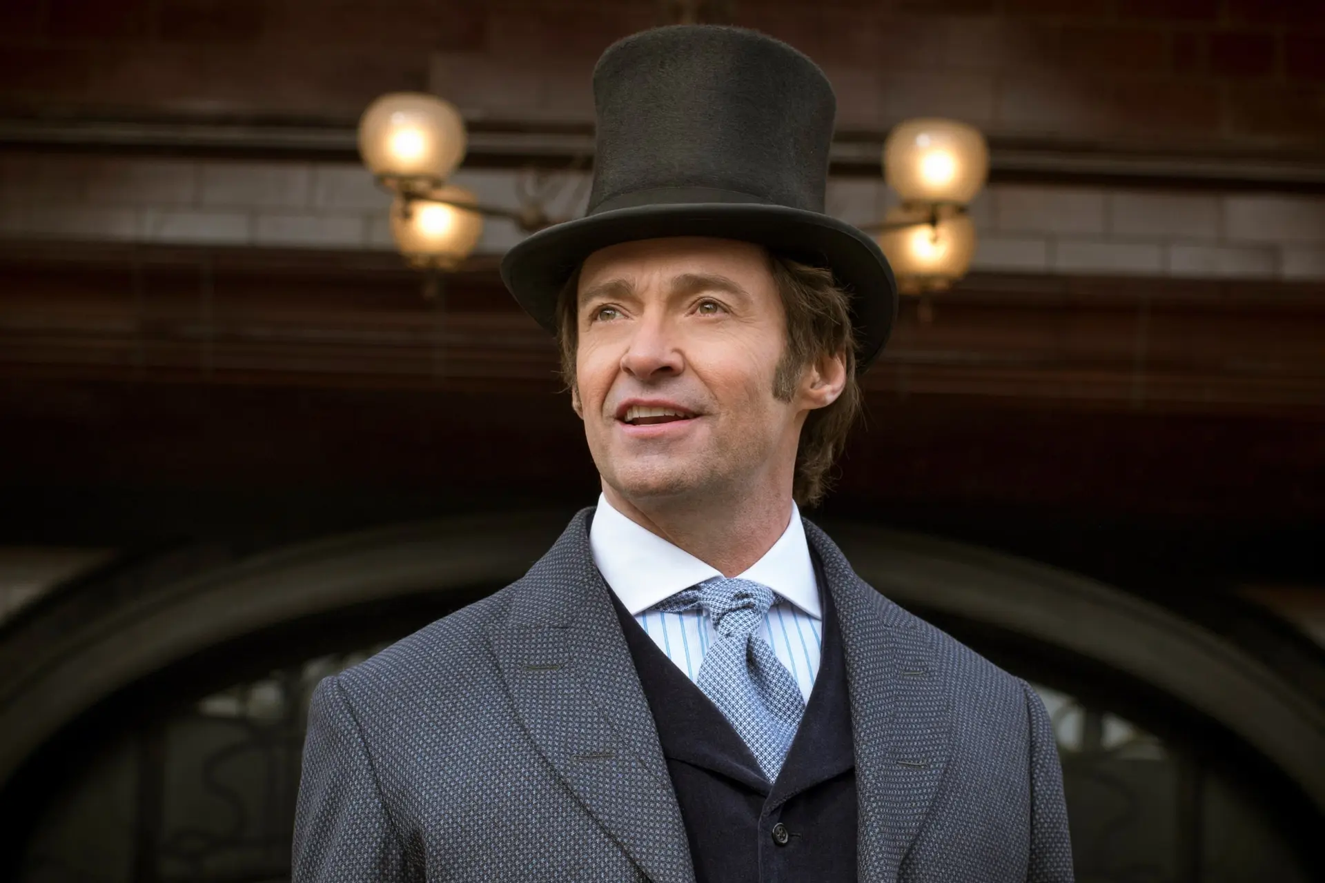 Waargebeurde dramafilm met Hugh Jackman, Zac Efron en Zendaya nu te zien op Netflix