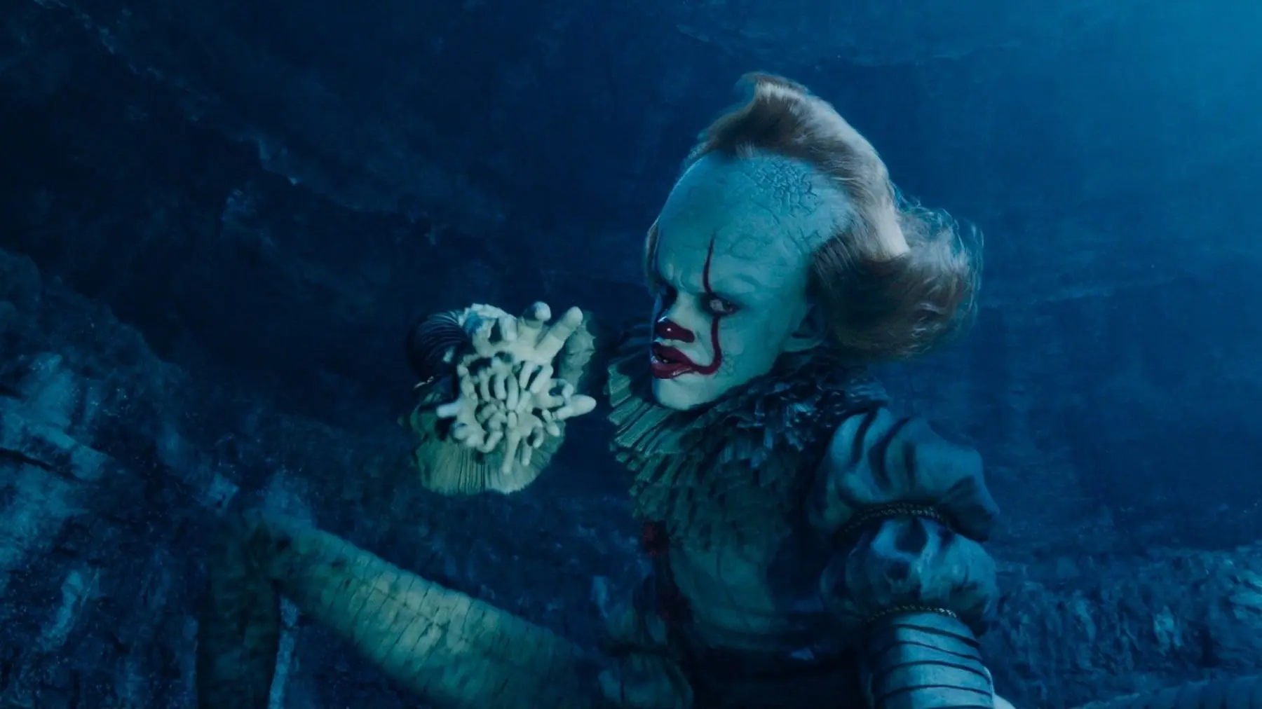 HBO deelt nieuwe teaser van spannende IT-prequel 'Welcome to Derry' met Bill Skarsgård