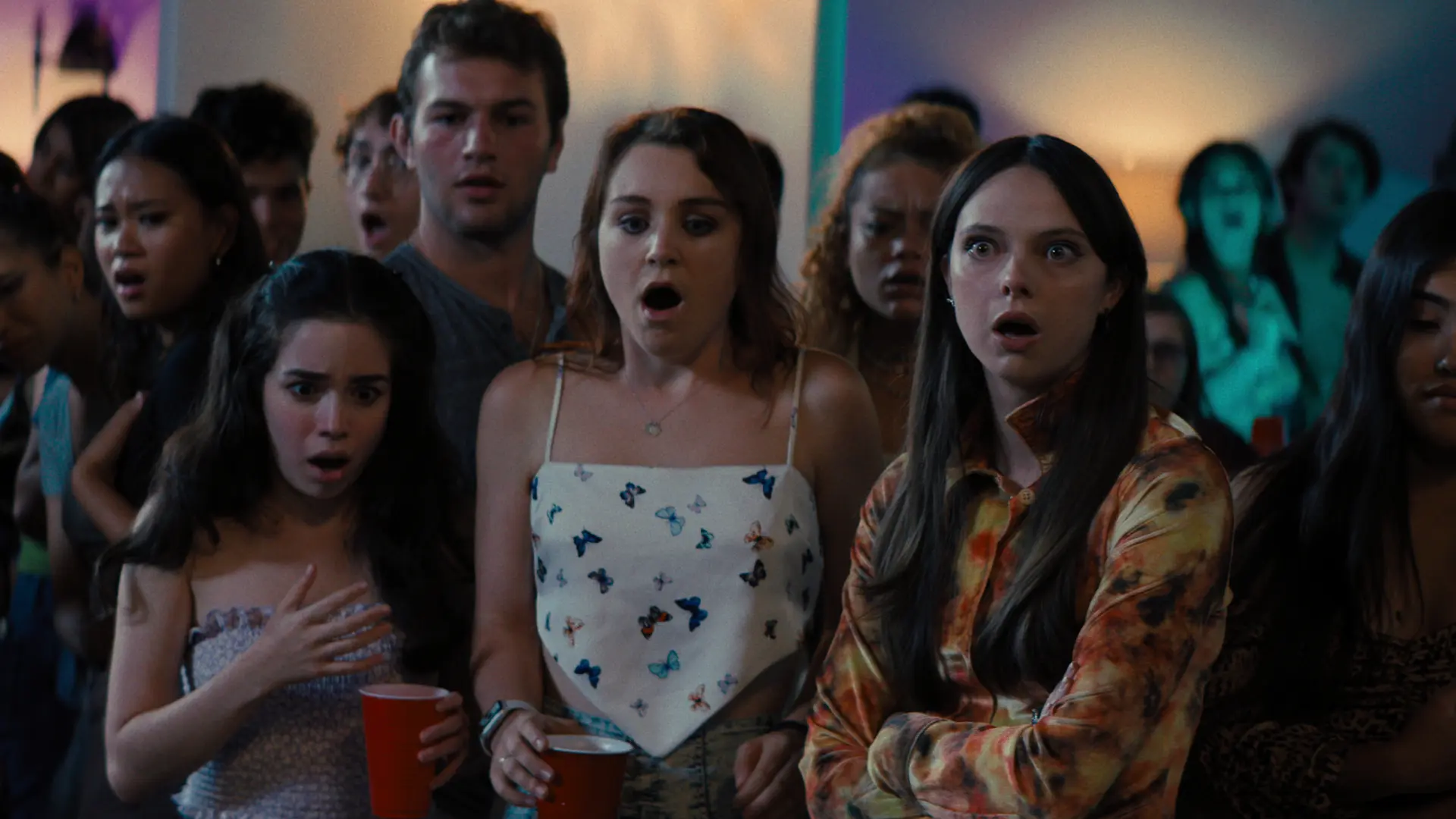 Recensie: 'Incoming' - Moderne twist op het klassieke high school comedy-genre