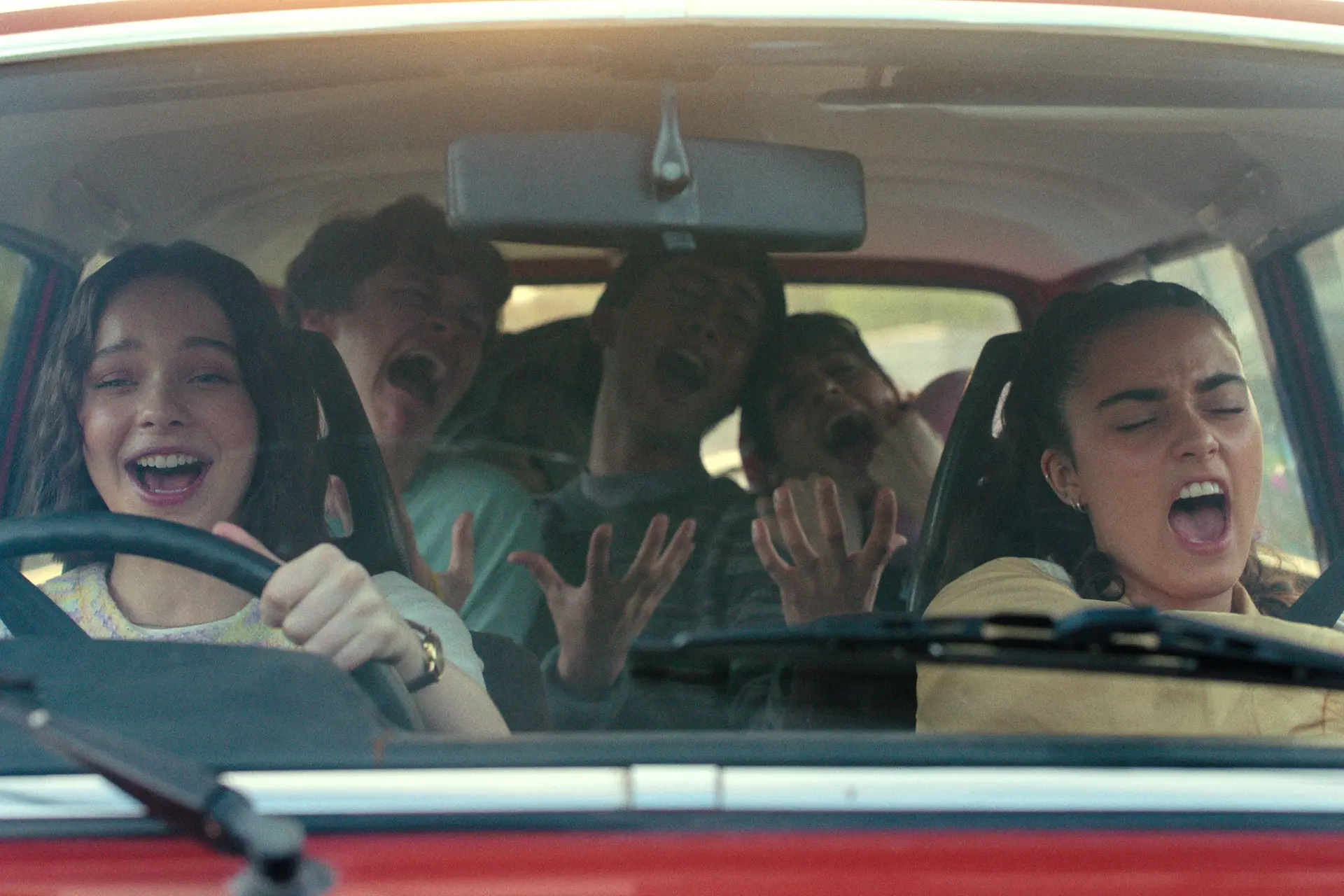 Nieuwe Britse misdaadserie met Emma Myers is een enorme binge-topper op Netflix