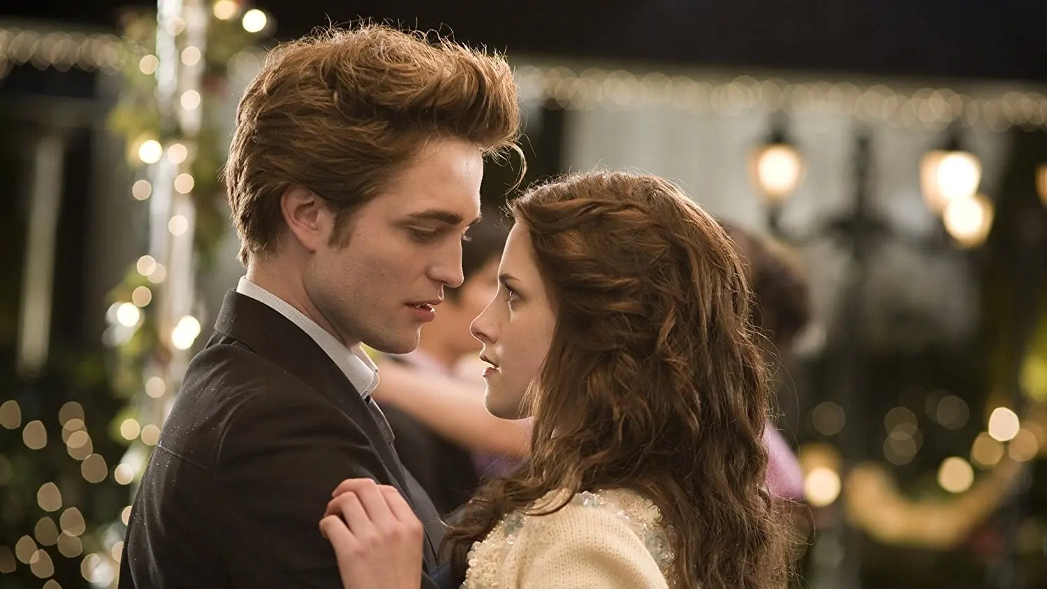 The Twilight Saga keert officieel terug met een gloednieuwe serie op Netflix: 'Midnight Sun'