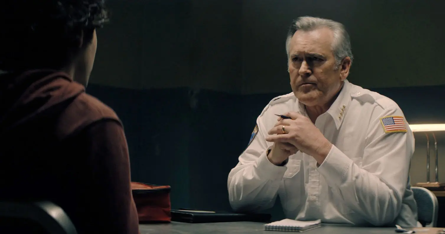 Nieuwe thrillerserie 'Hysteria!' met Evil Dead-icoon Bruce Campbell onthult officiële trailer