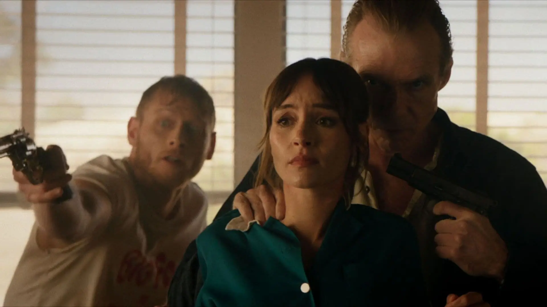 Deze zéér sterke thriller houdt je van begin tot eind aan de buis gekluisterd
