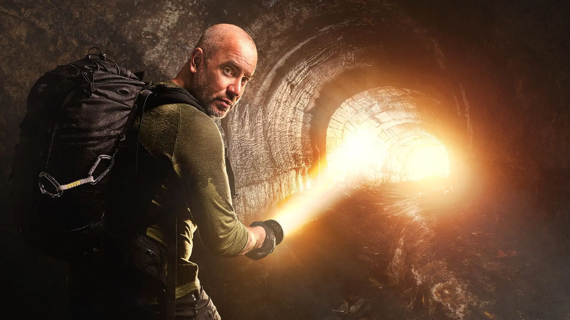 Jeroen van Koningsbrugge ontrafelt de mysteries van verlaten locaties in nieuwe HBO-serie