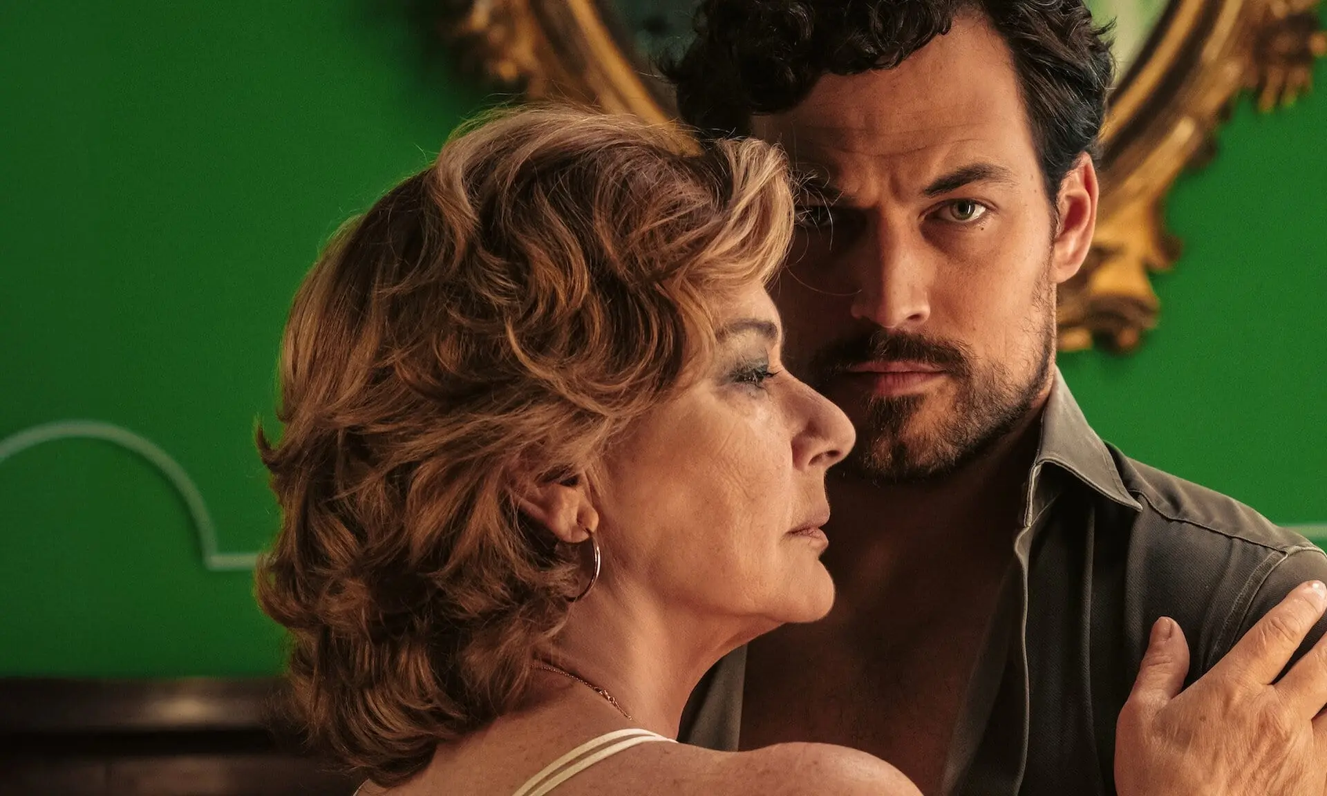 Nieuwe romantische Netflix-thrillerserie 'Deceitful Love' vanaf vandaag te streamen