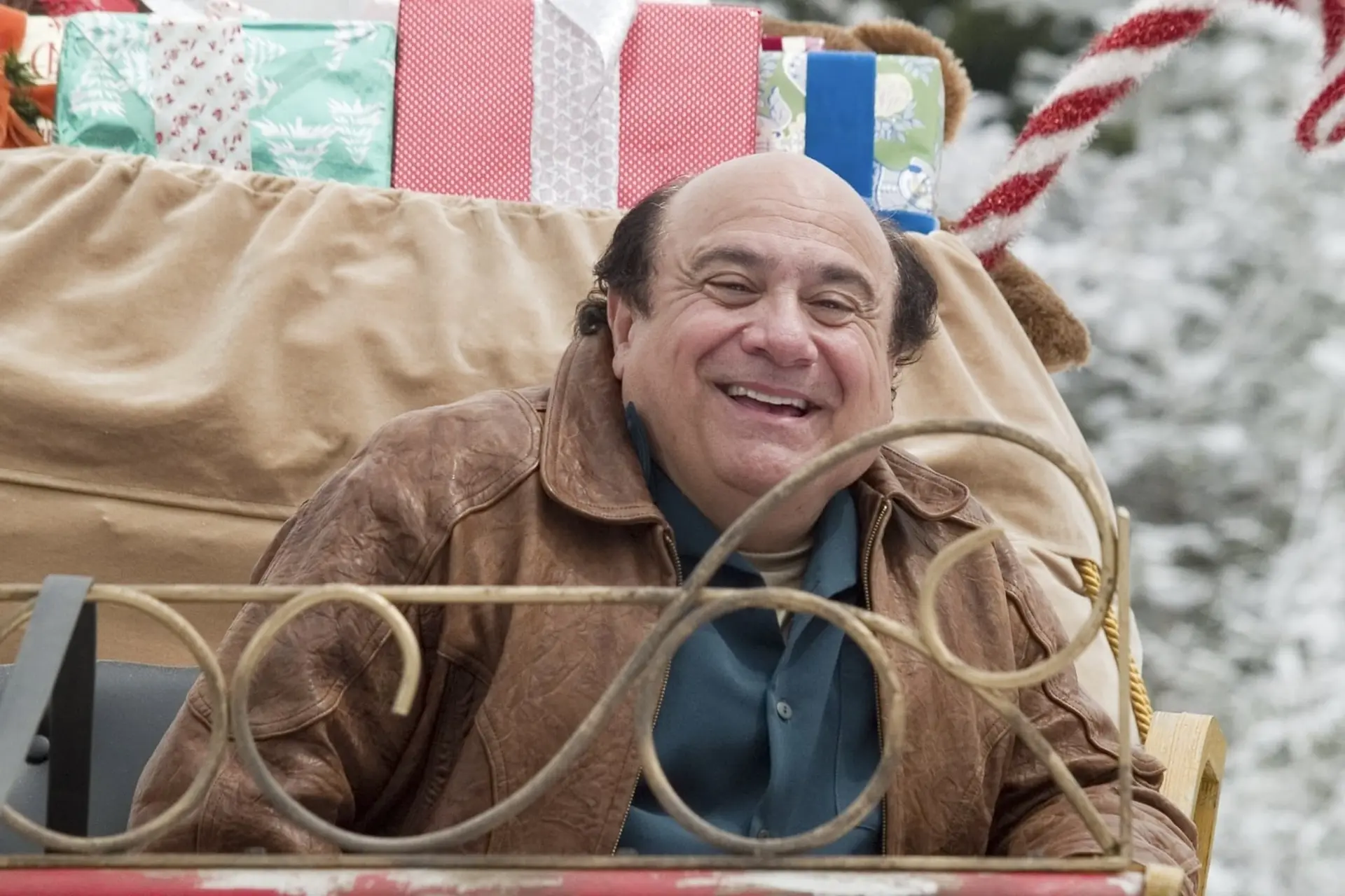 Kerstkomedie met Danny DeVito en Matthew Broderick maakt vandaag zijn intrede op Netflix